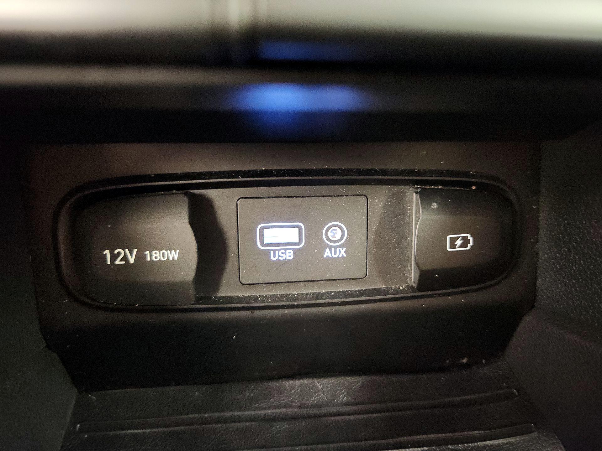 Thumbnail: 2020 Hyundai Santa Fe - 18