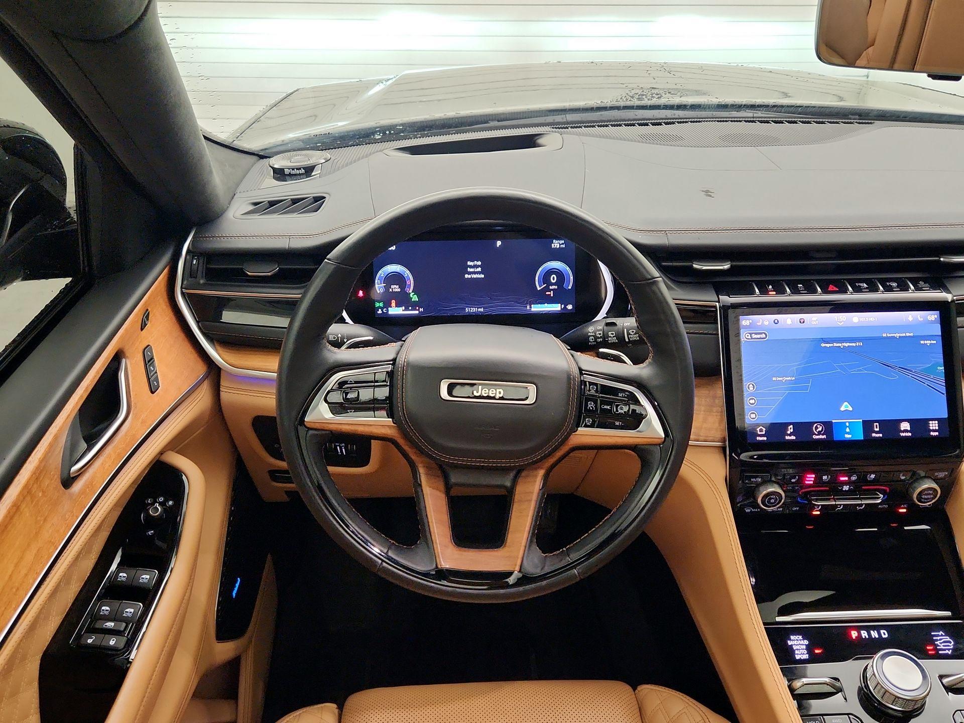 Thumbnail: 2022 Jeep Grand Cherokee - 10