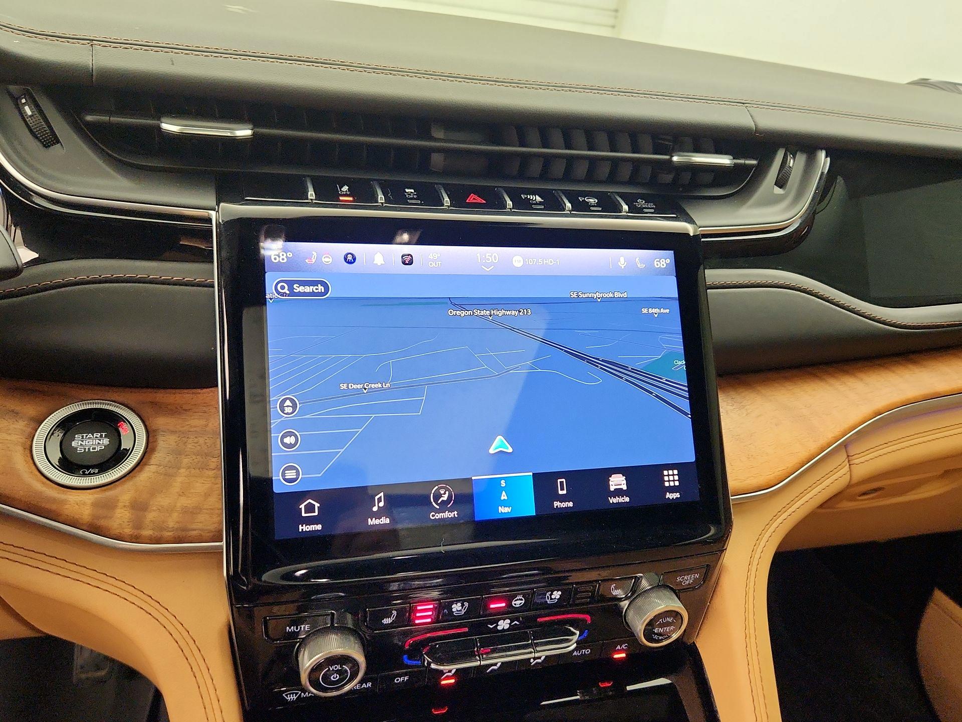 Thumbnail: 2022 Jeep Grand Cherokee - 14