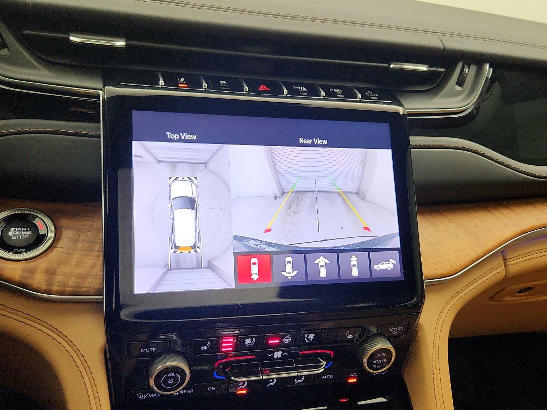 Thumbnail: 2022 Jeep Grand Cherokee - 15