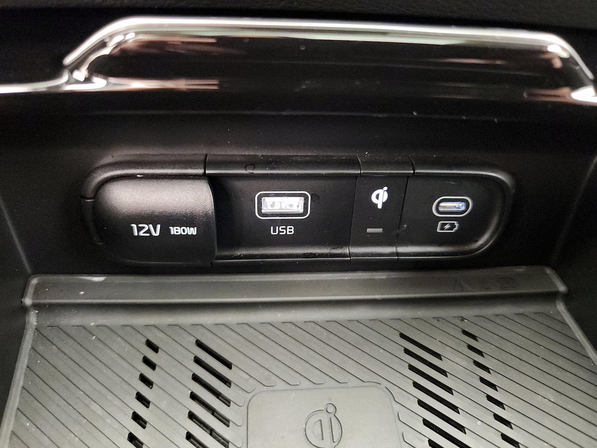 Thumbnail: 2023 Kia Sportage - 19