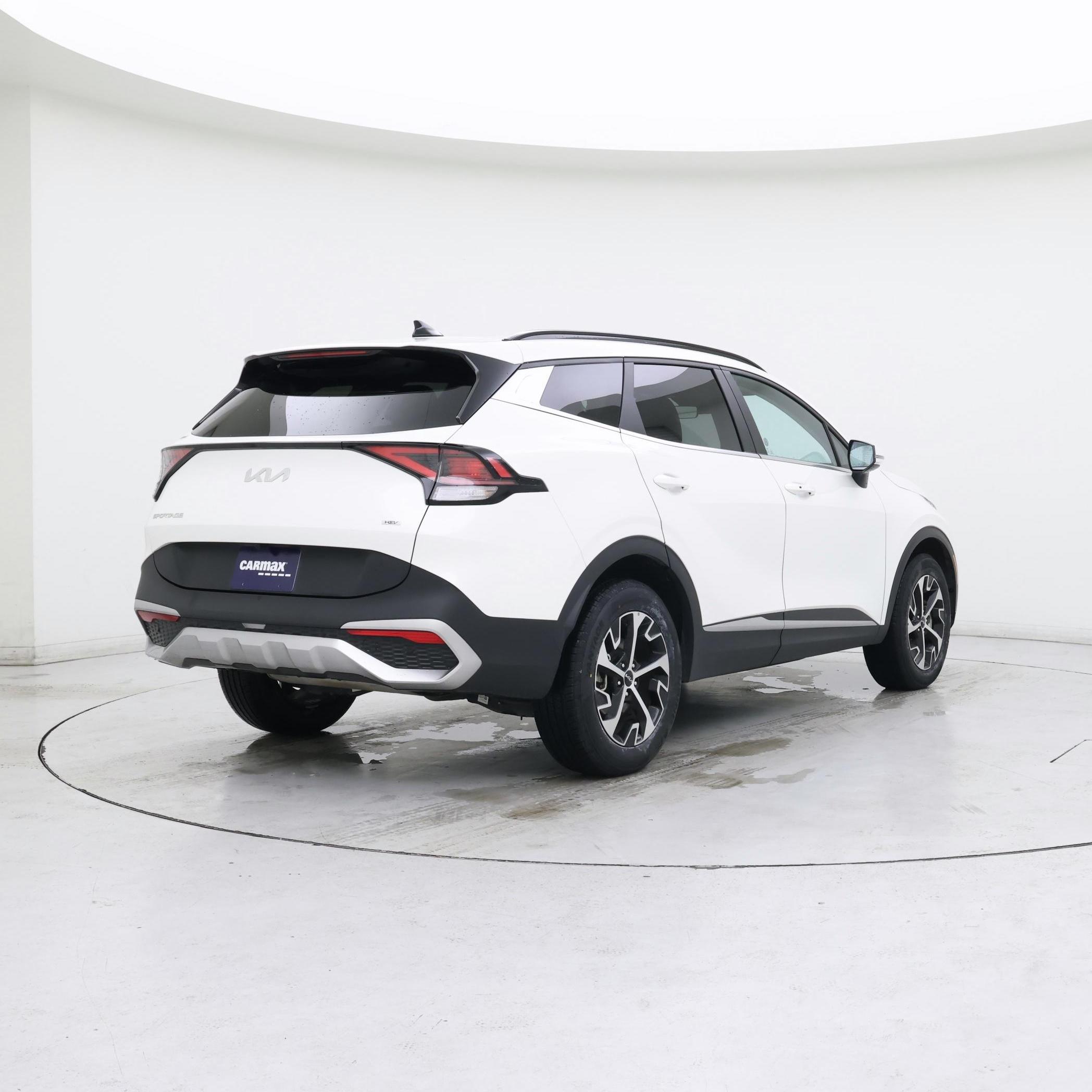 Thumbnail: 2023 Kia Sportage - 8