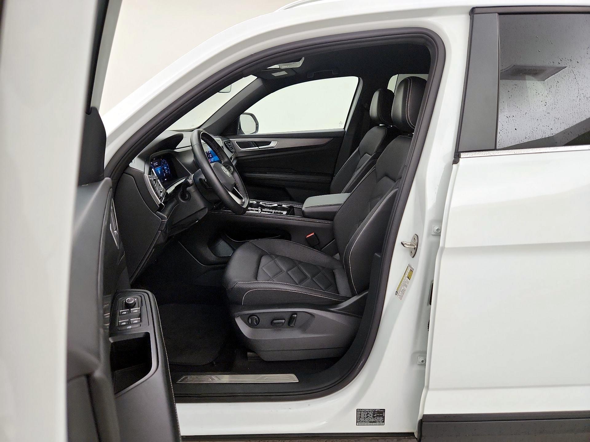 Thumbnail: 2024 Volkswagen Atlas - 11