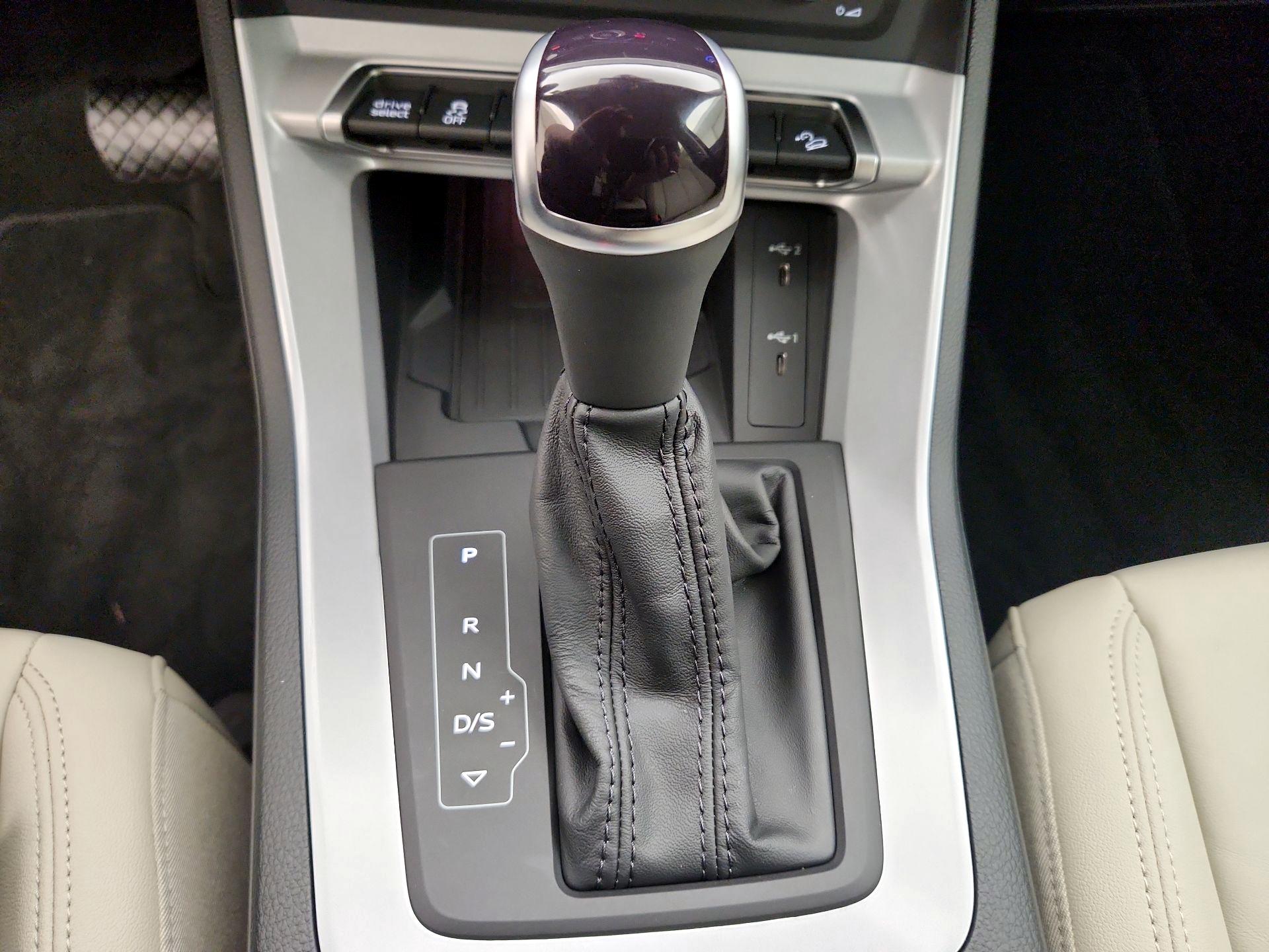 Thumbnail: 2024 Audi Q3 - 18