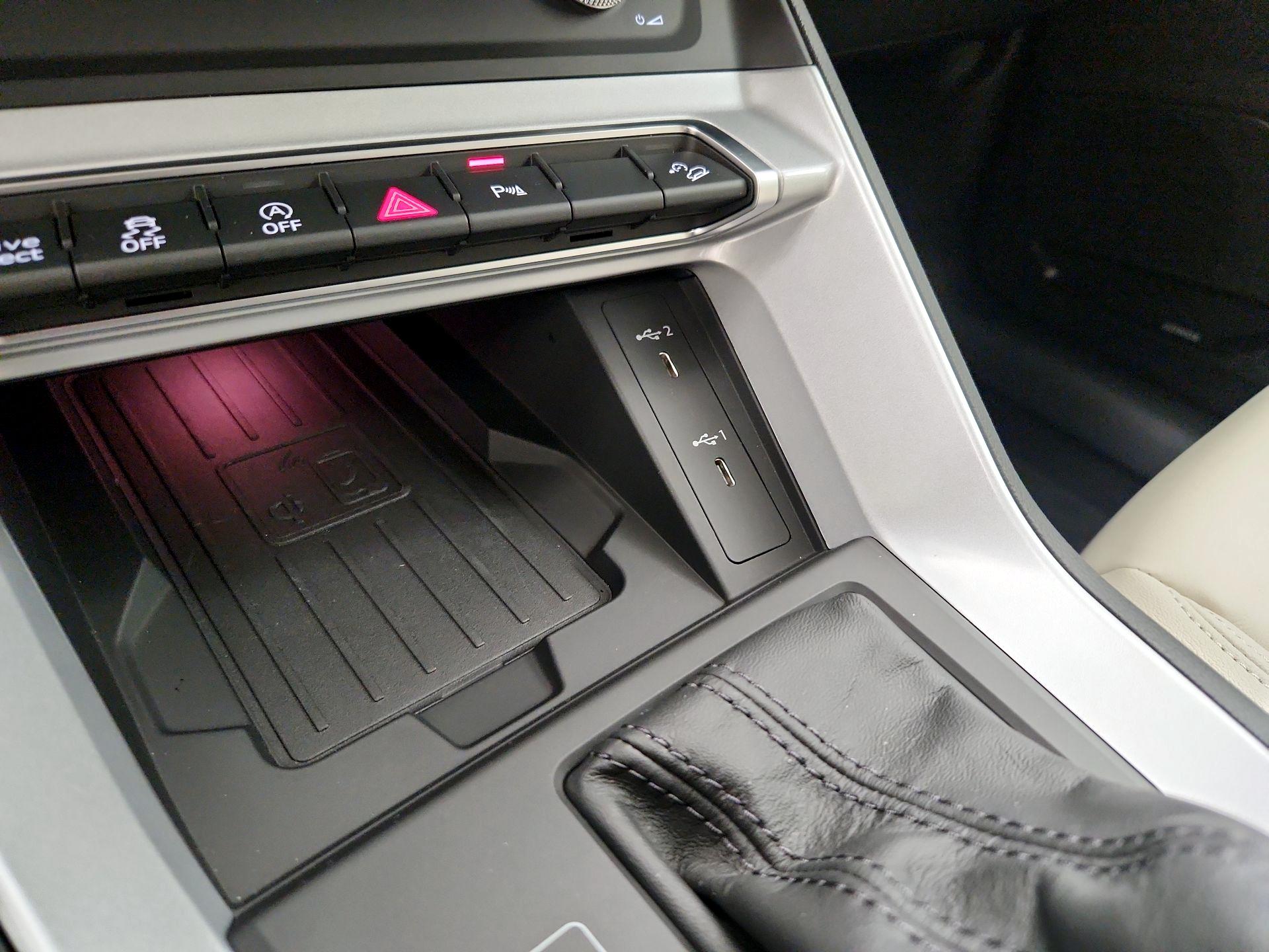 Thumbnail: 2024 Audi Q3 - 19