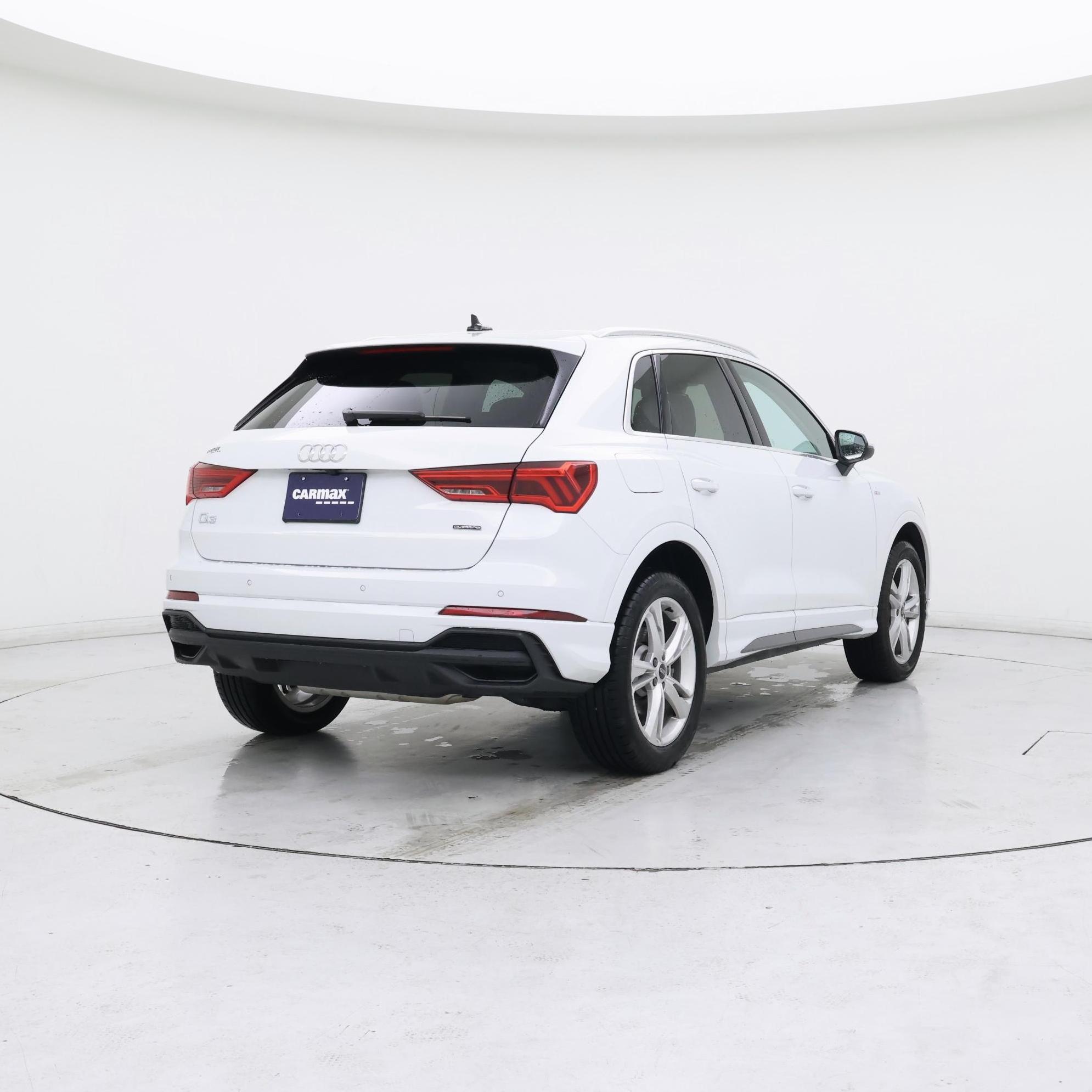 Thumbnail: 2024 Audi Q3 - 8