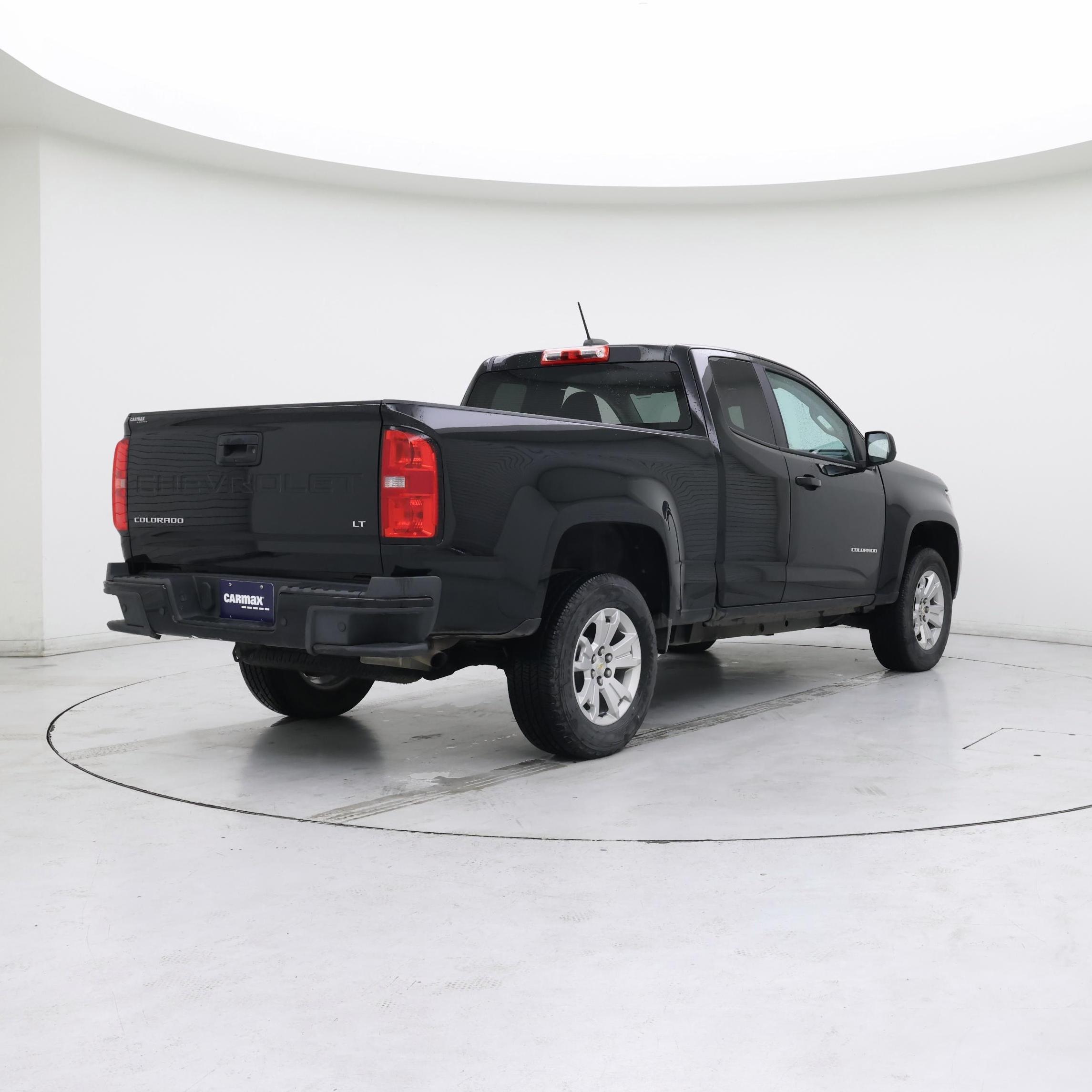 Thumbnail: 2022 Chevrolet Colorado - 8