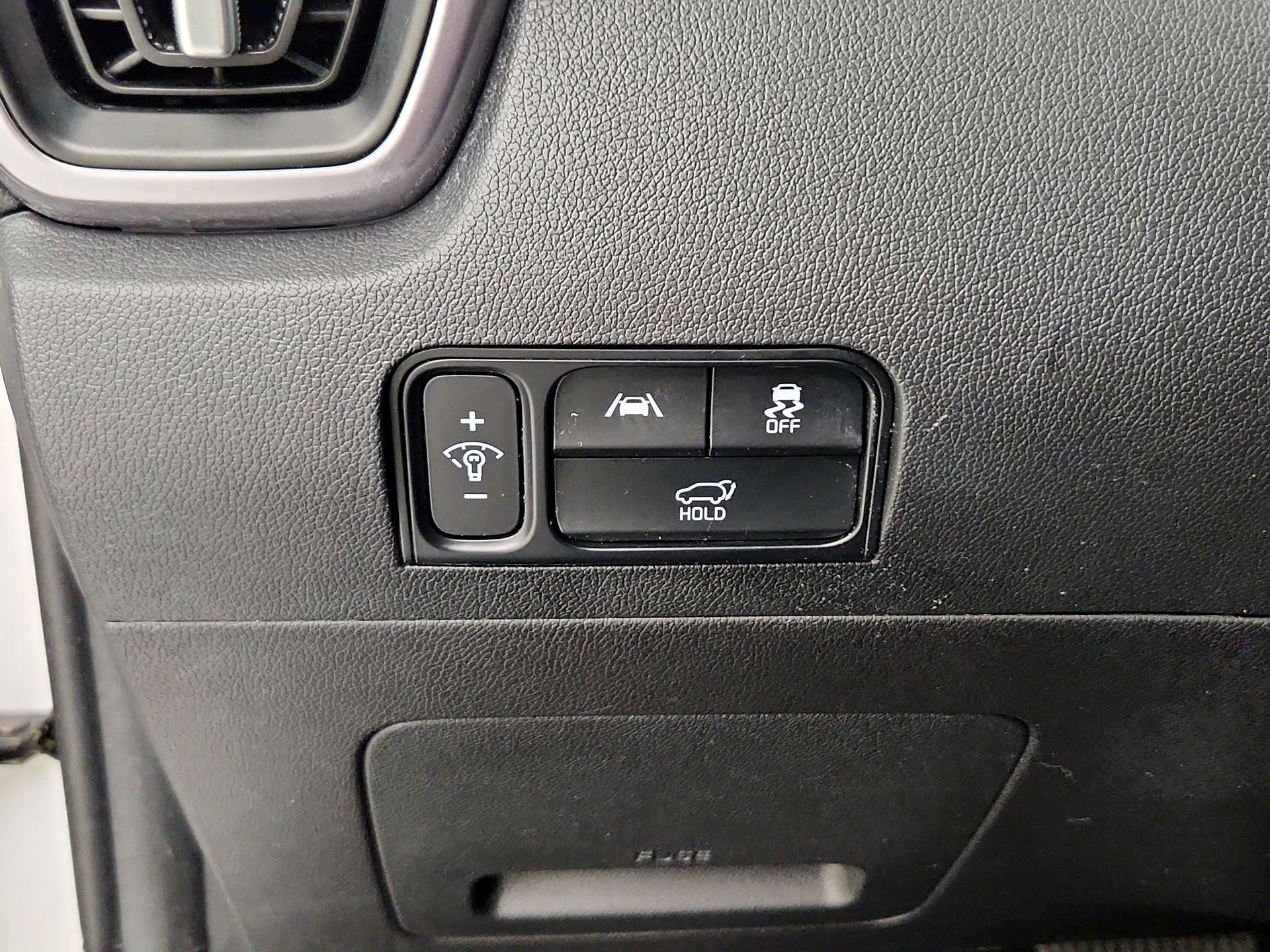 Thumbnail: 2023 Kia Sorento - 13