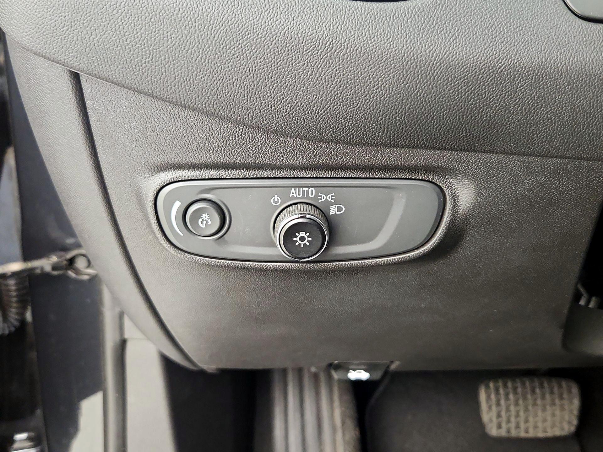 Thumbnail: 2023 Chevrolet Equinox - 13