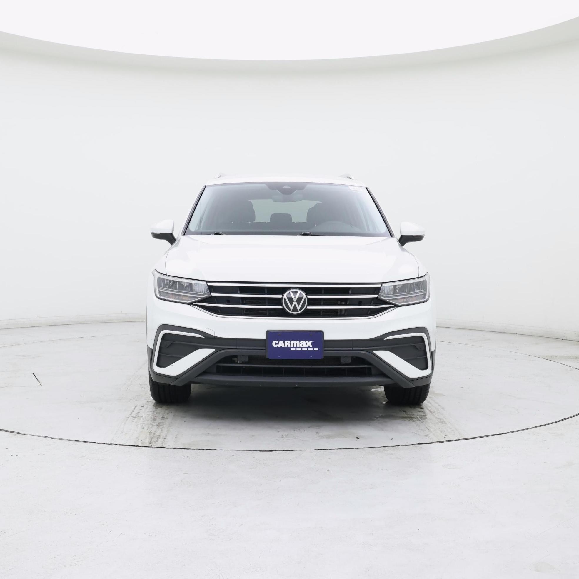 Thumbnail: 2022 Volkswagen Tiguan - 5
