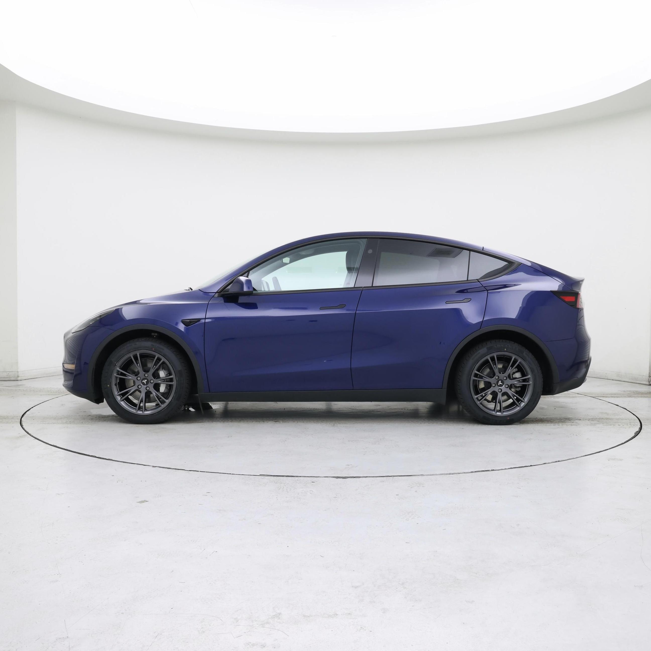 Thumbnail: 2024 Tesla Model Y - 3
