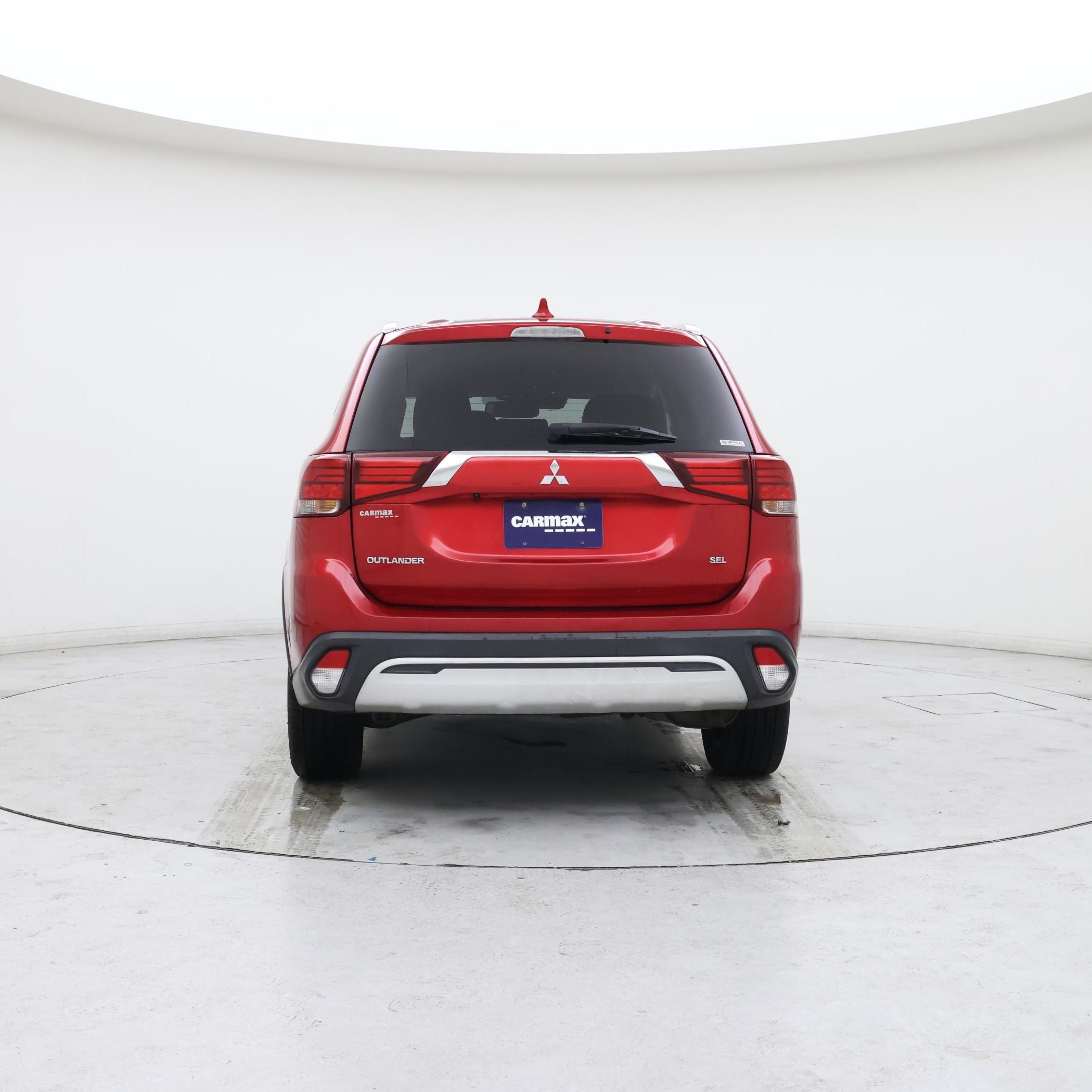 Thumbnail: 2020 Mitsubishi Outlander - 6