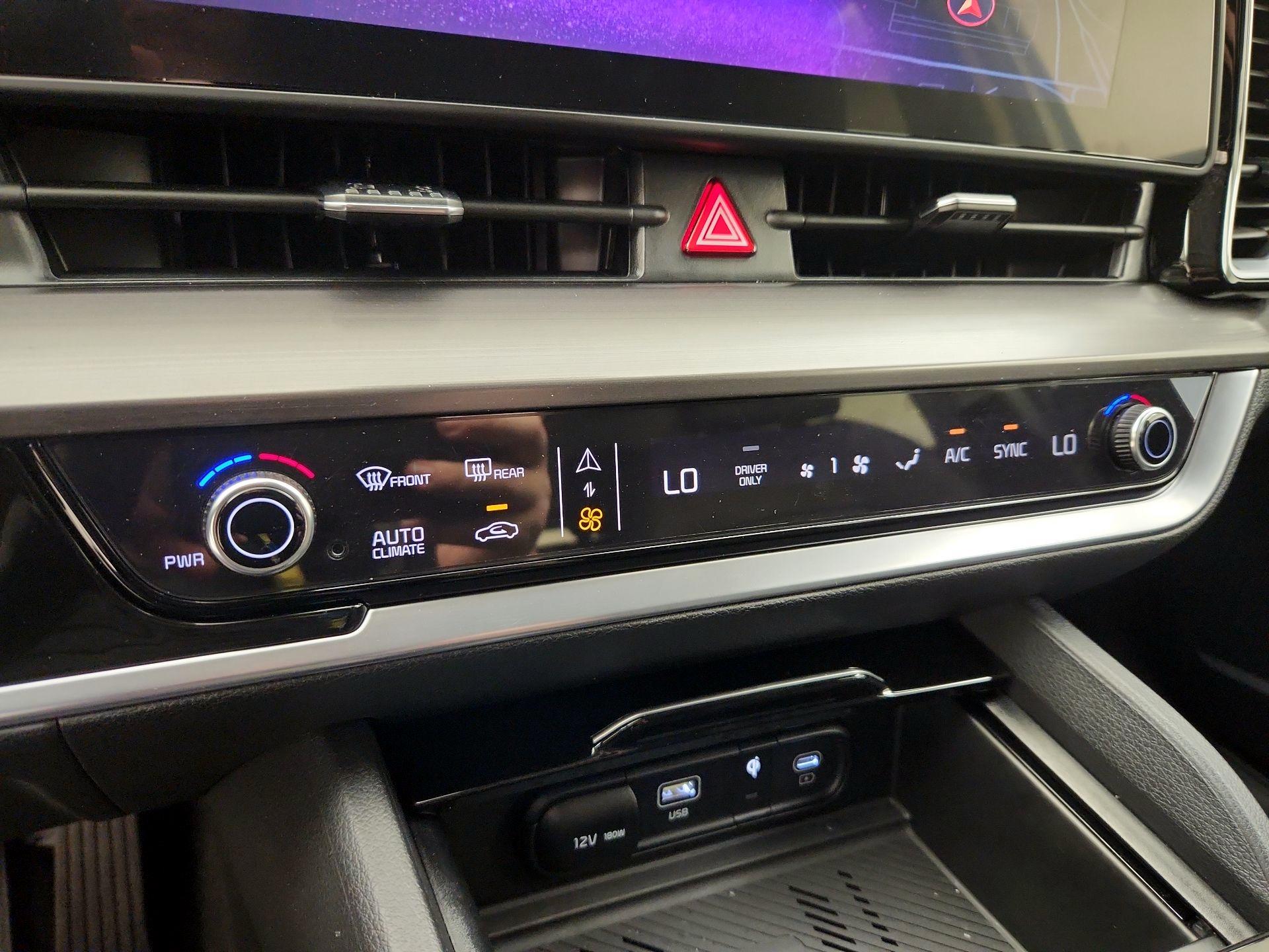 Thumbnail: 2024 Kia Sportage - 17