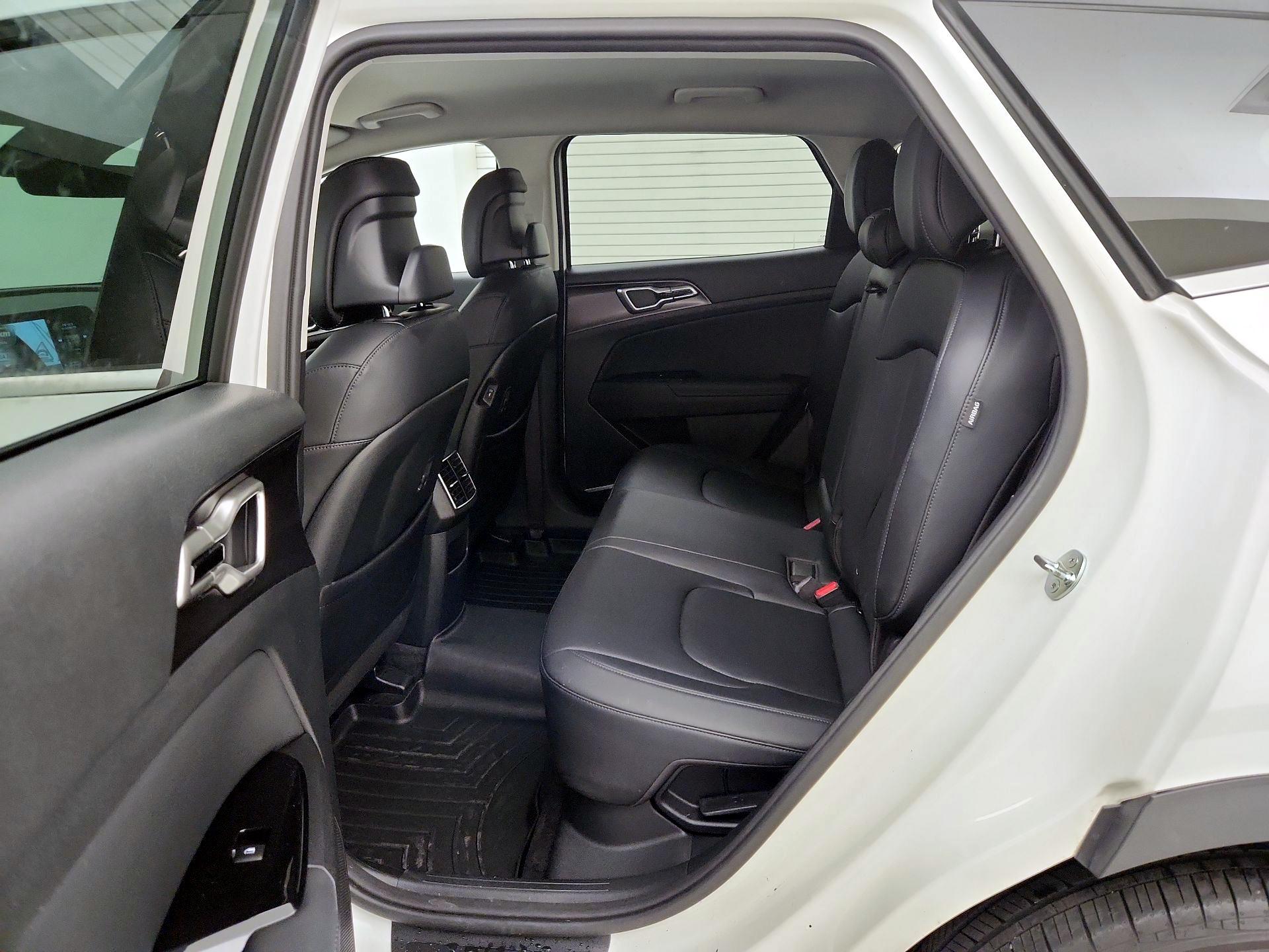 Thumbnail: 2024 Kia Sportage - 20