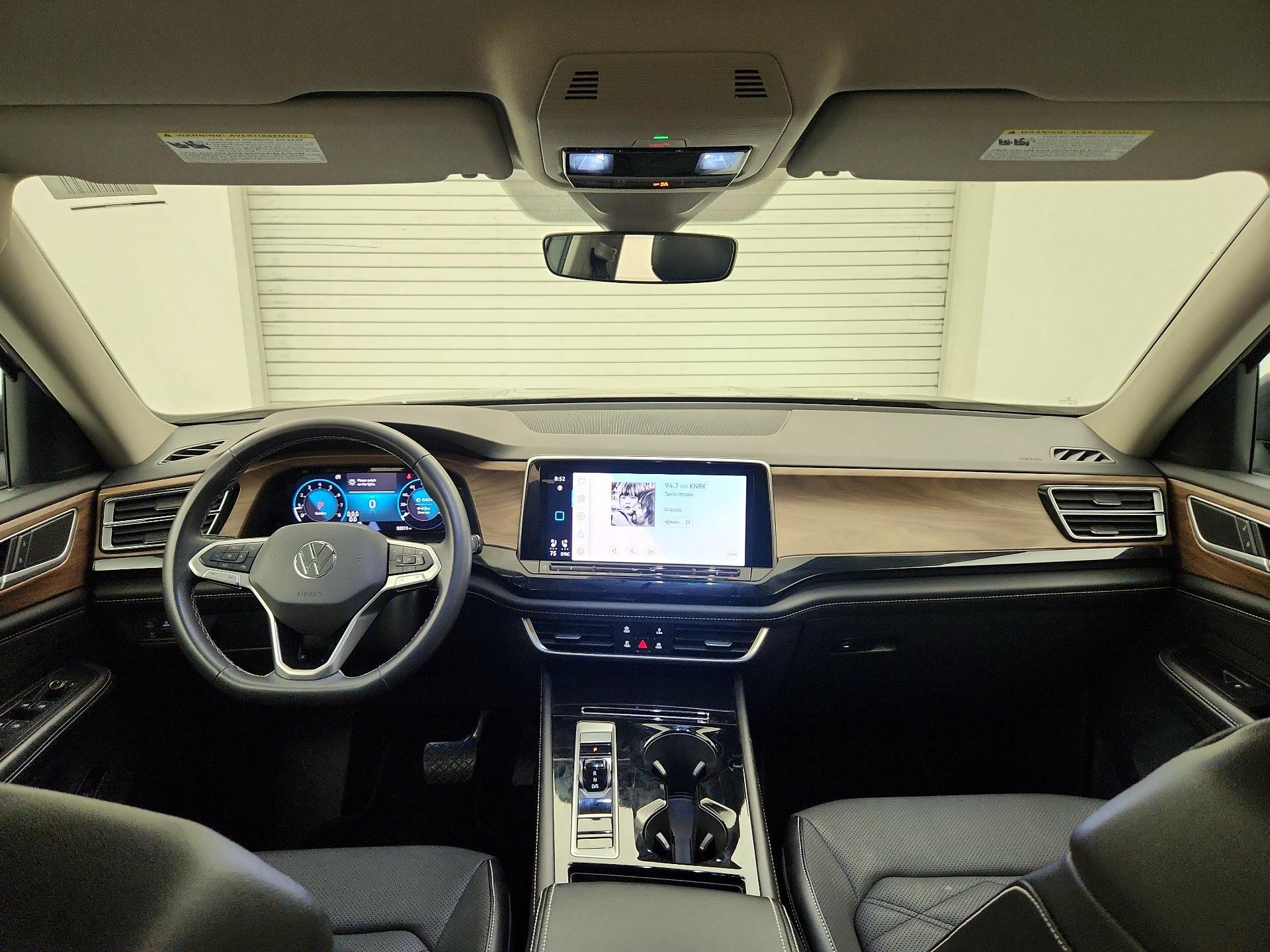 Thumbnail: 2024 Volkswagen Atlas - 9