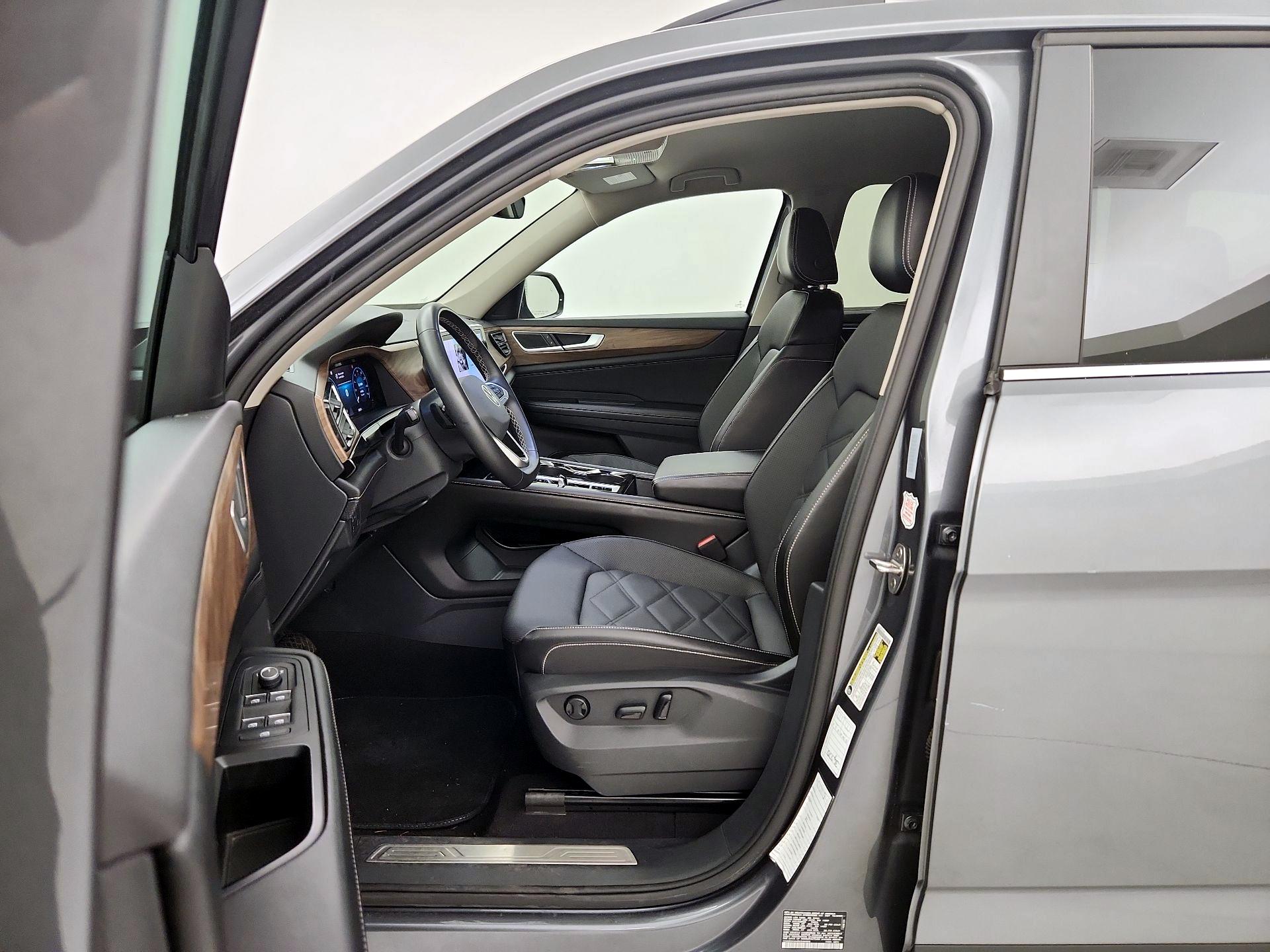 Thumbnail: 2024 Volkswagen Atlas - 11