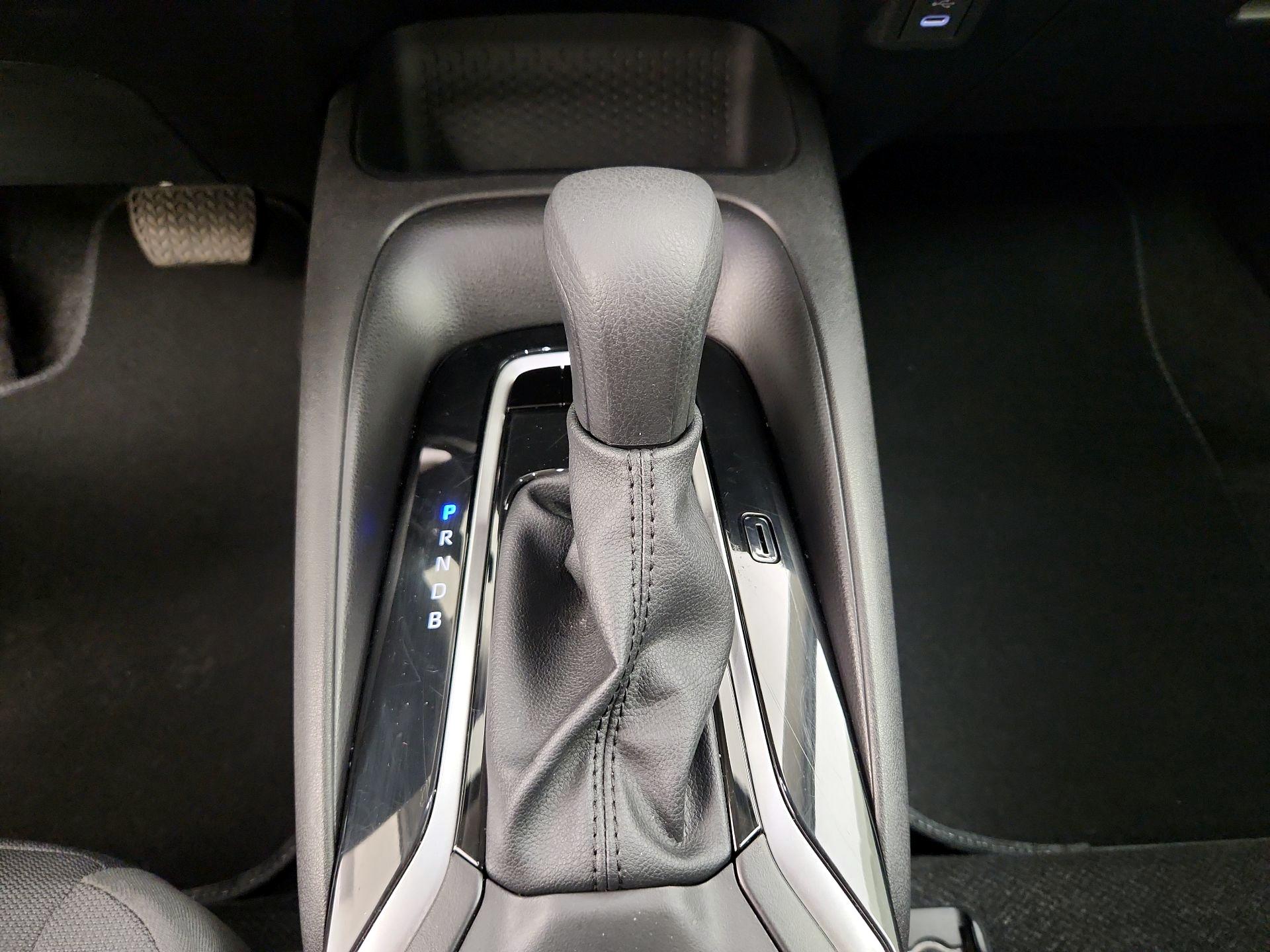 Thumbnail: 2025 Toyota Corolla - 17