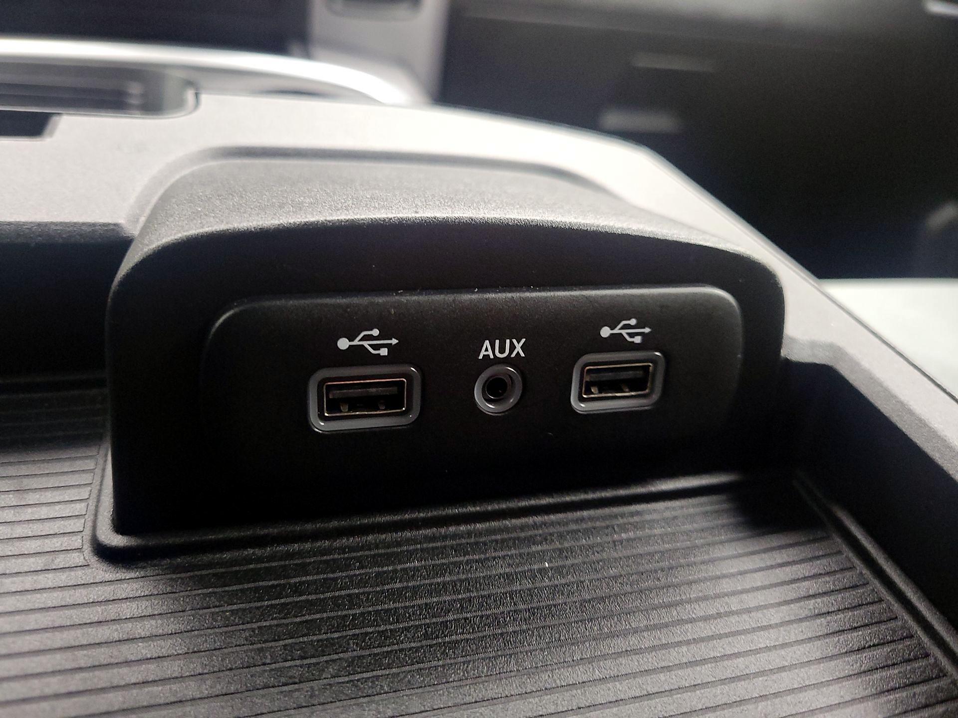 Thumbnail: 2023 RAM 1500 Classic - 19