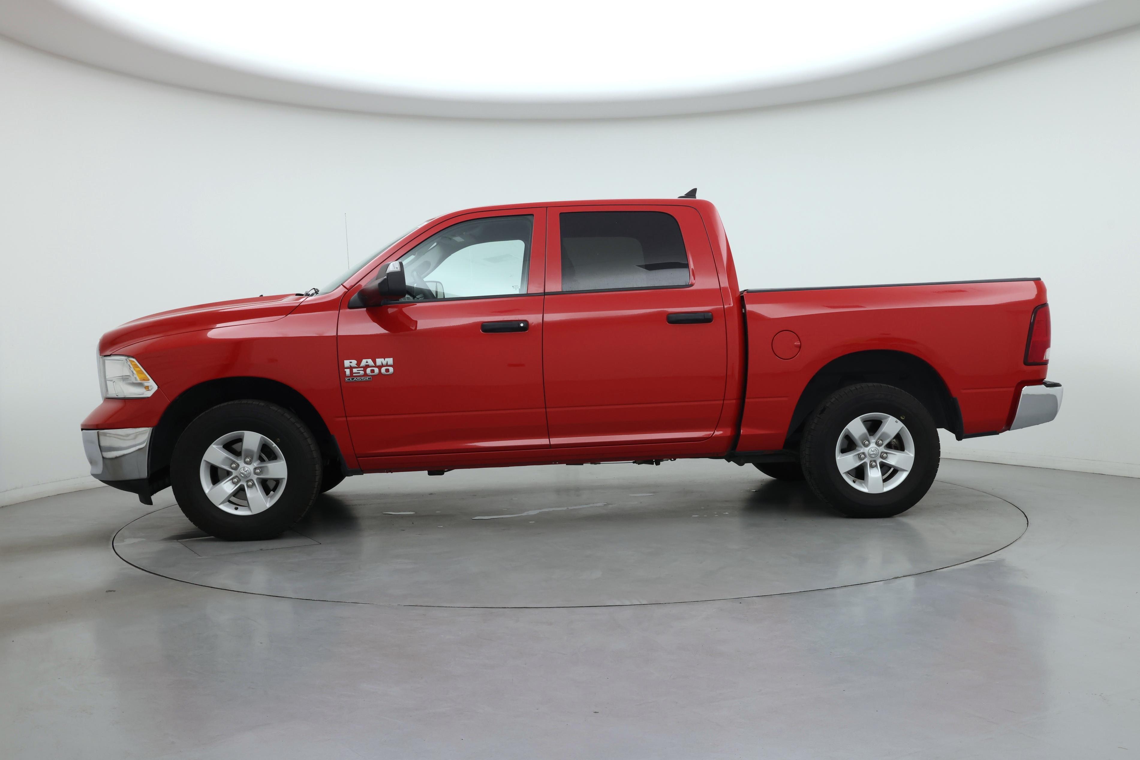 Thumbnail: 2023 RAM 1500 Classic - 3