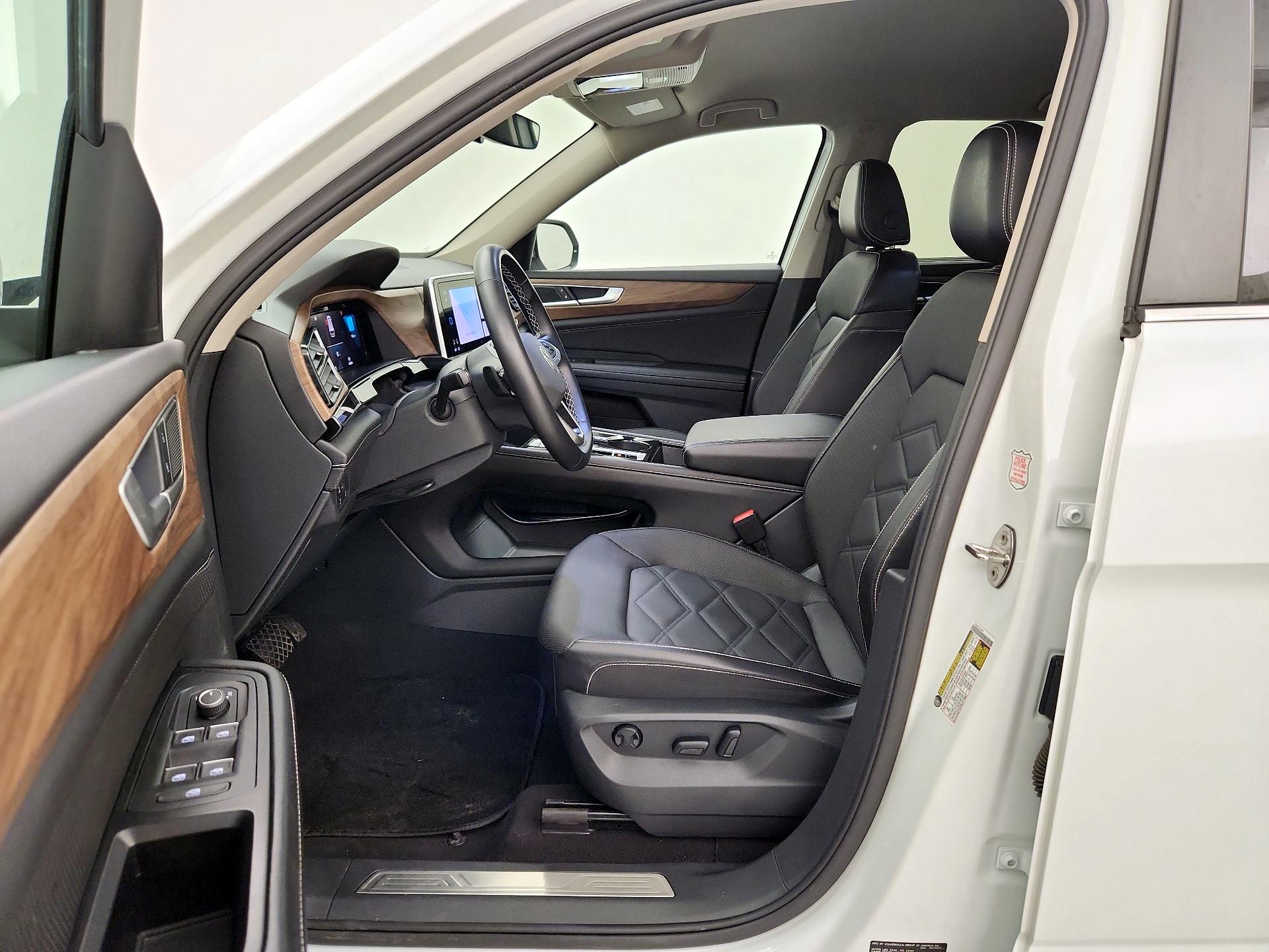 Thumbnail: 2024 Volkswagen Atlas - 11