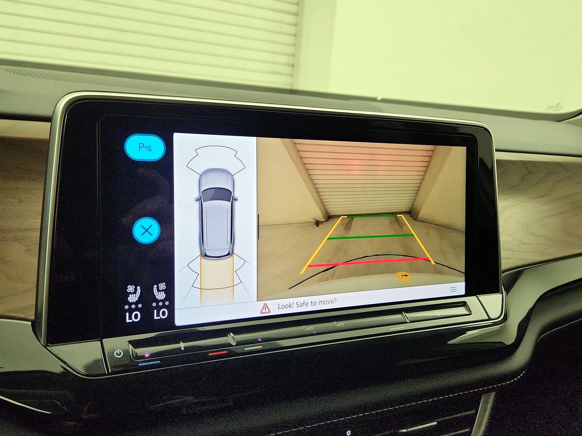 Thumbnail: 2024 Volkswagen Atlas - 14