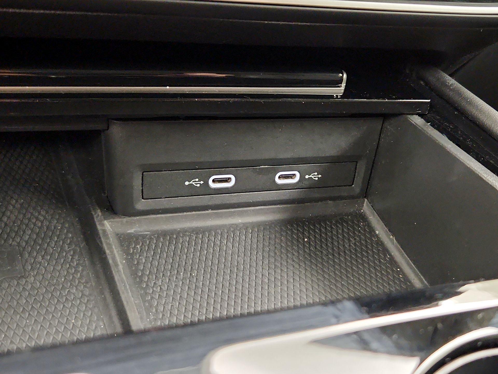 Thumbnail: 2024 Volkswagen Atlas - 18