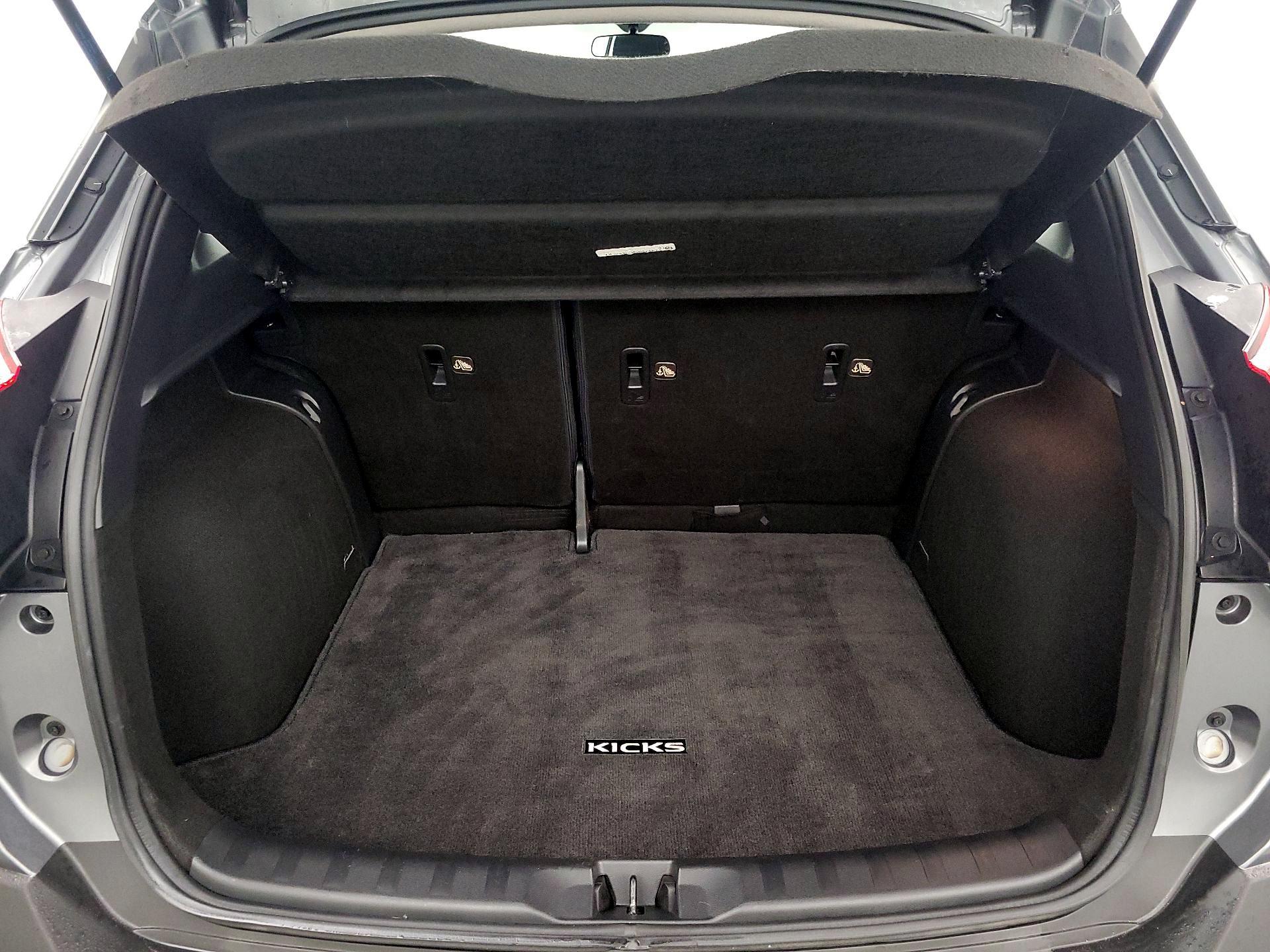 Thumbnail: 2020 Nissan Kicks - 20