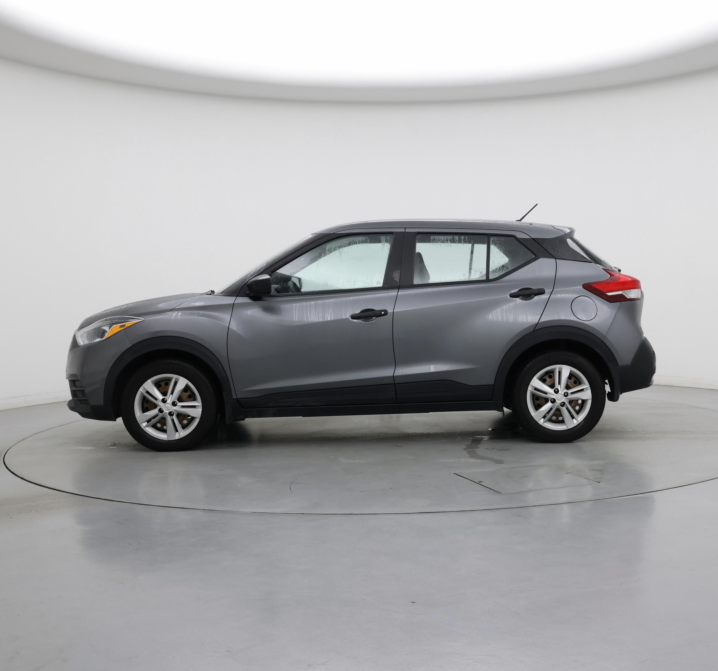 Thumbnail: 2020 Nissan Kicks - 3