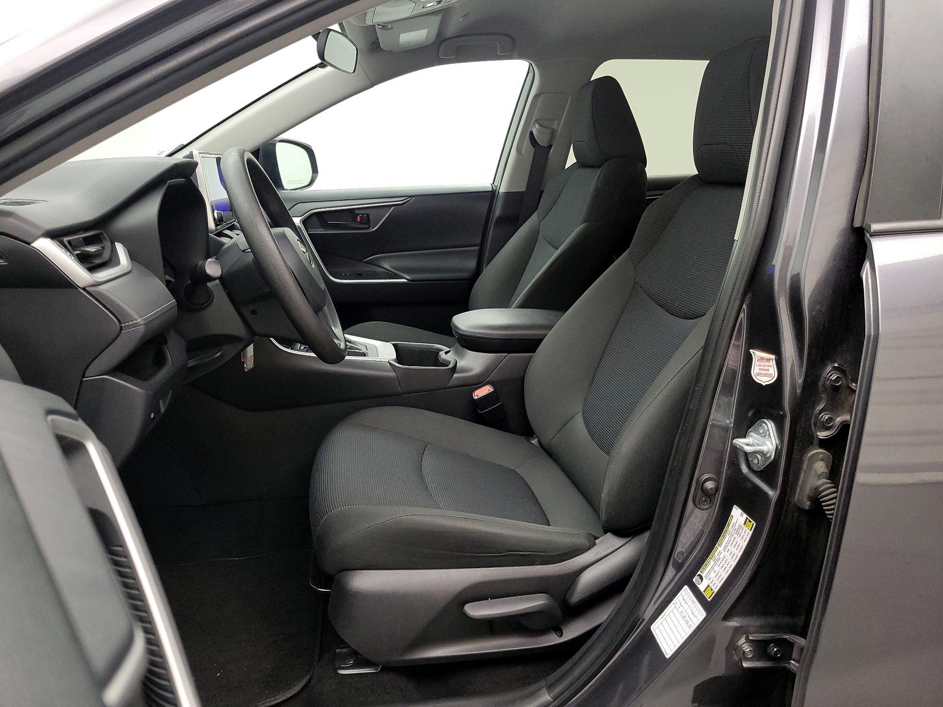 Thumbnail: 2024 Toyota RAV4 - 11