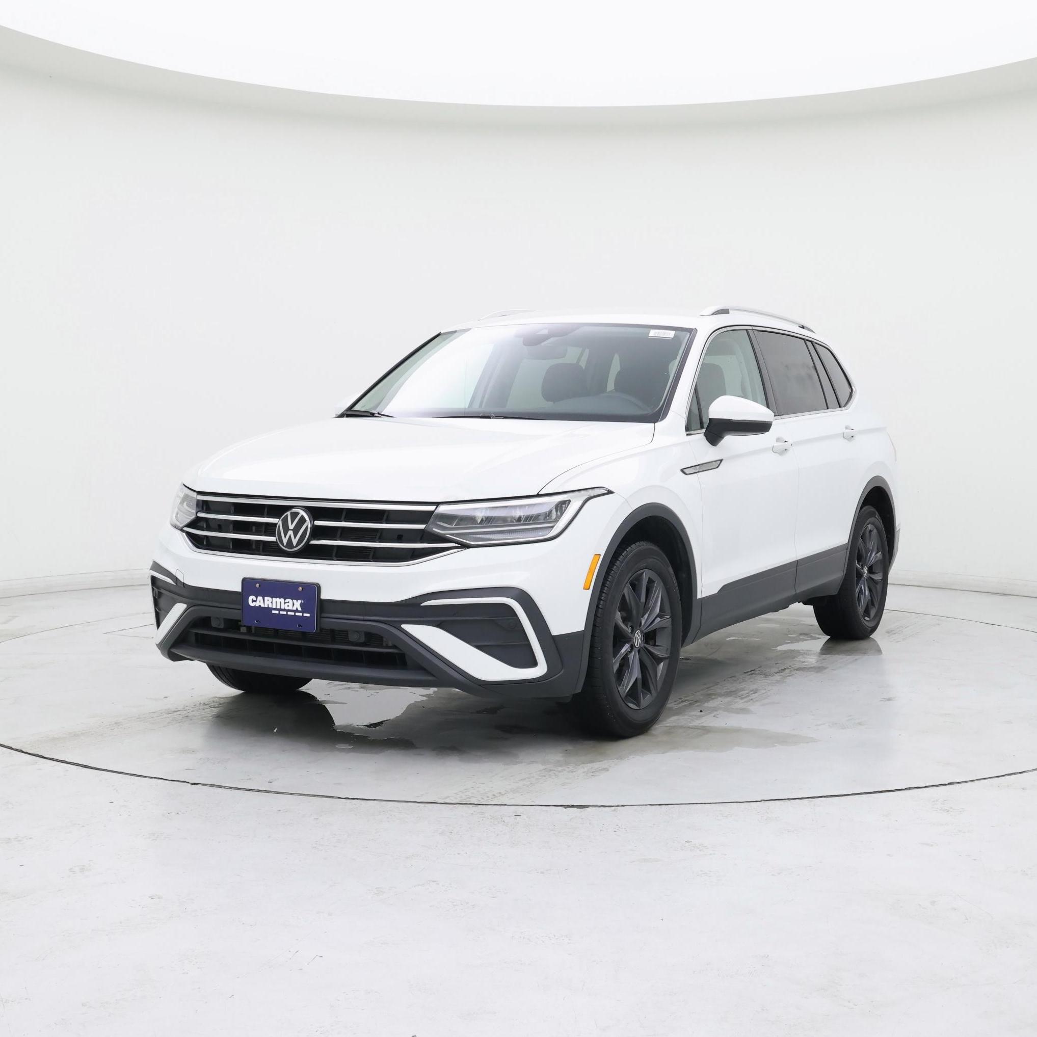 Thumbnail: 2024 Volkswagen Tiguan - 4