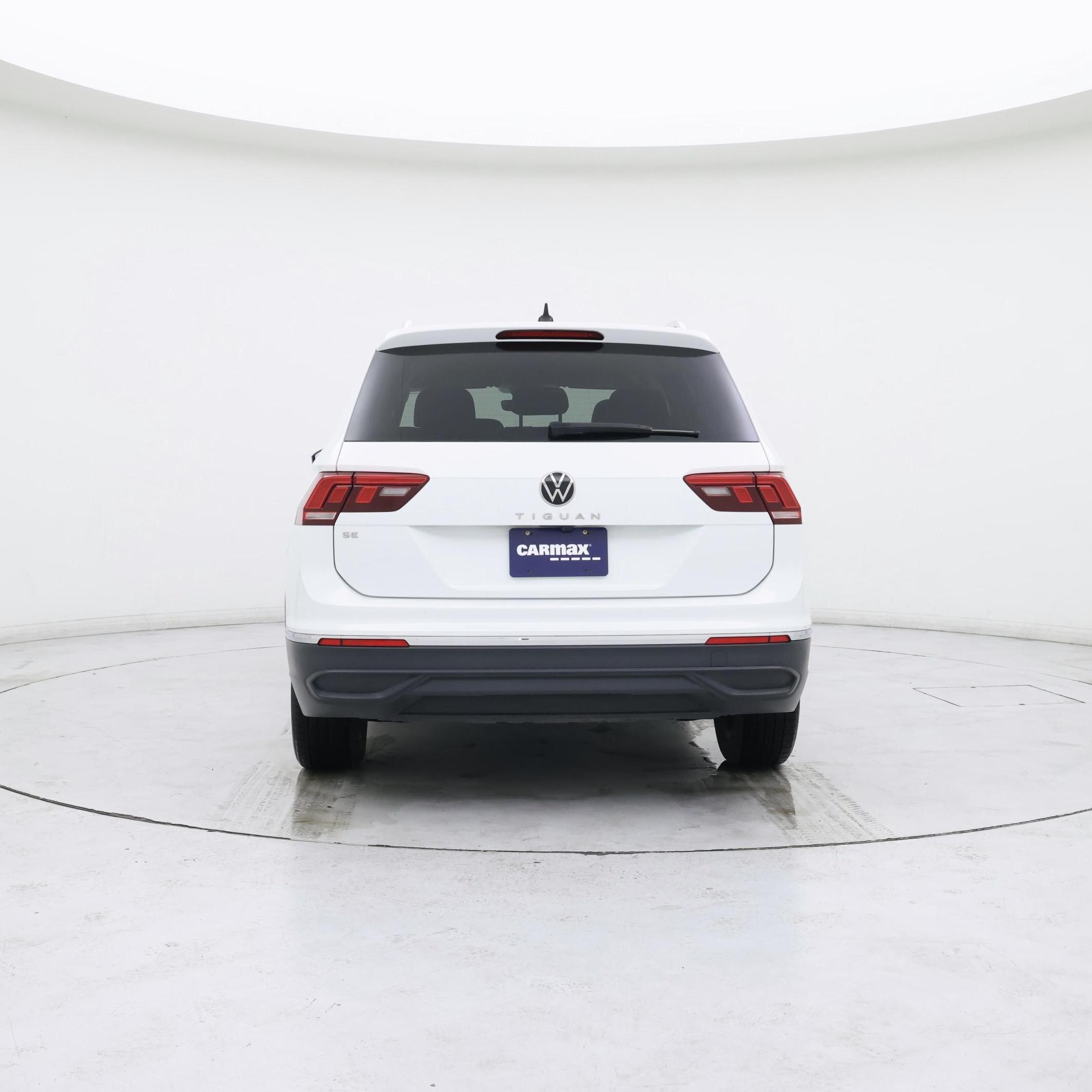 Thumbnail: 2024 Volkswagen Tiguan - 6