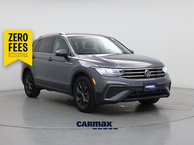 Gray 2024 Volkswagen Tiguan SE FWD SUV / Crossover Front-Wheel Drive Automatic
