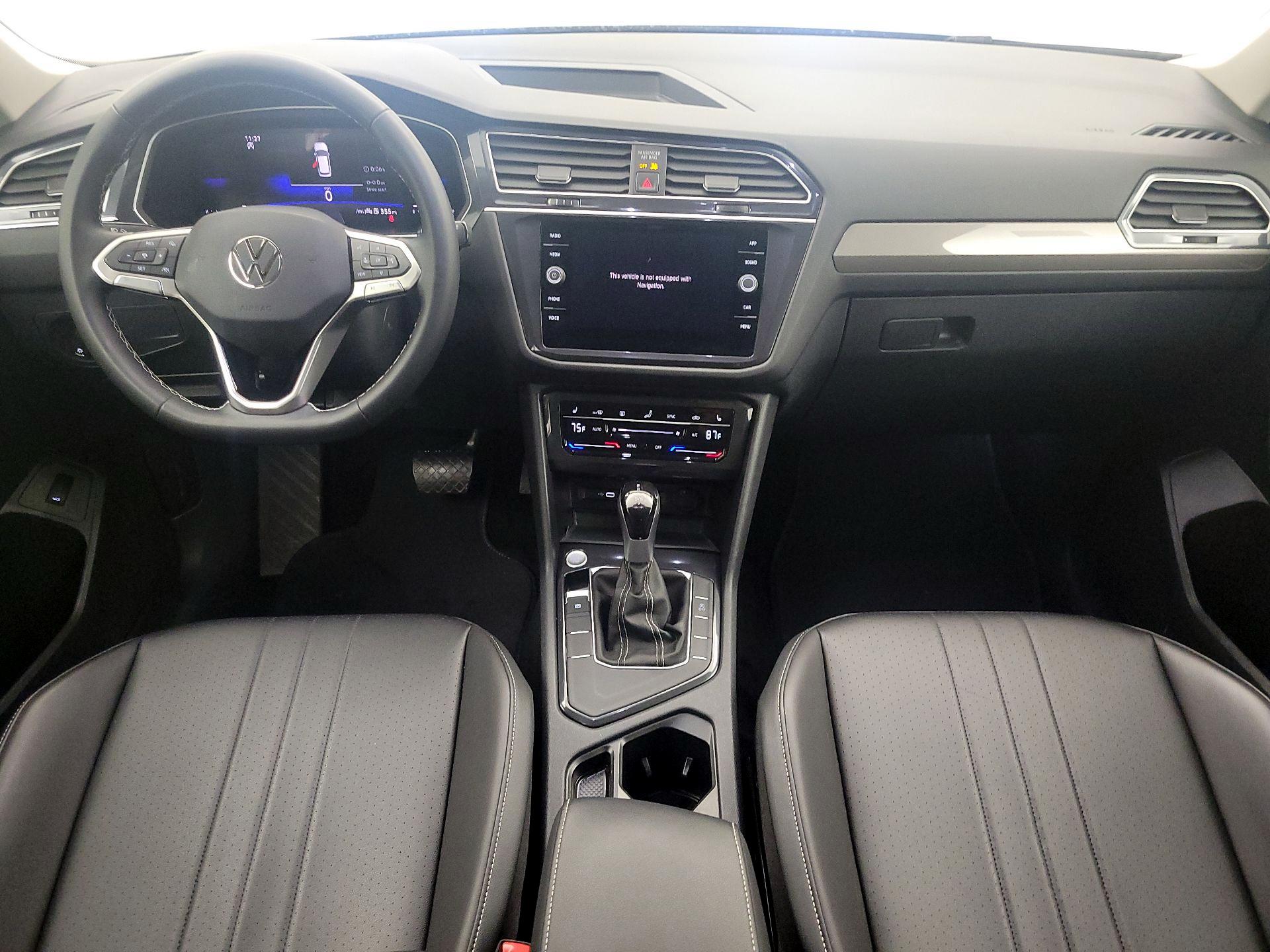 Thumbnail: 2024 Volkswagen Tiguan - 9