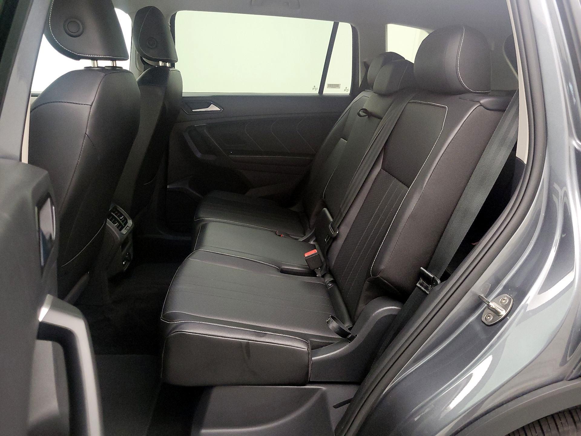 Thumbnail: 2024 Volkswagen Tiguan - 20