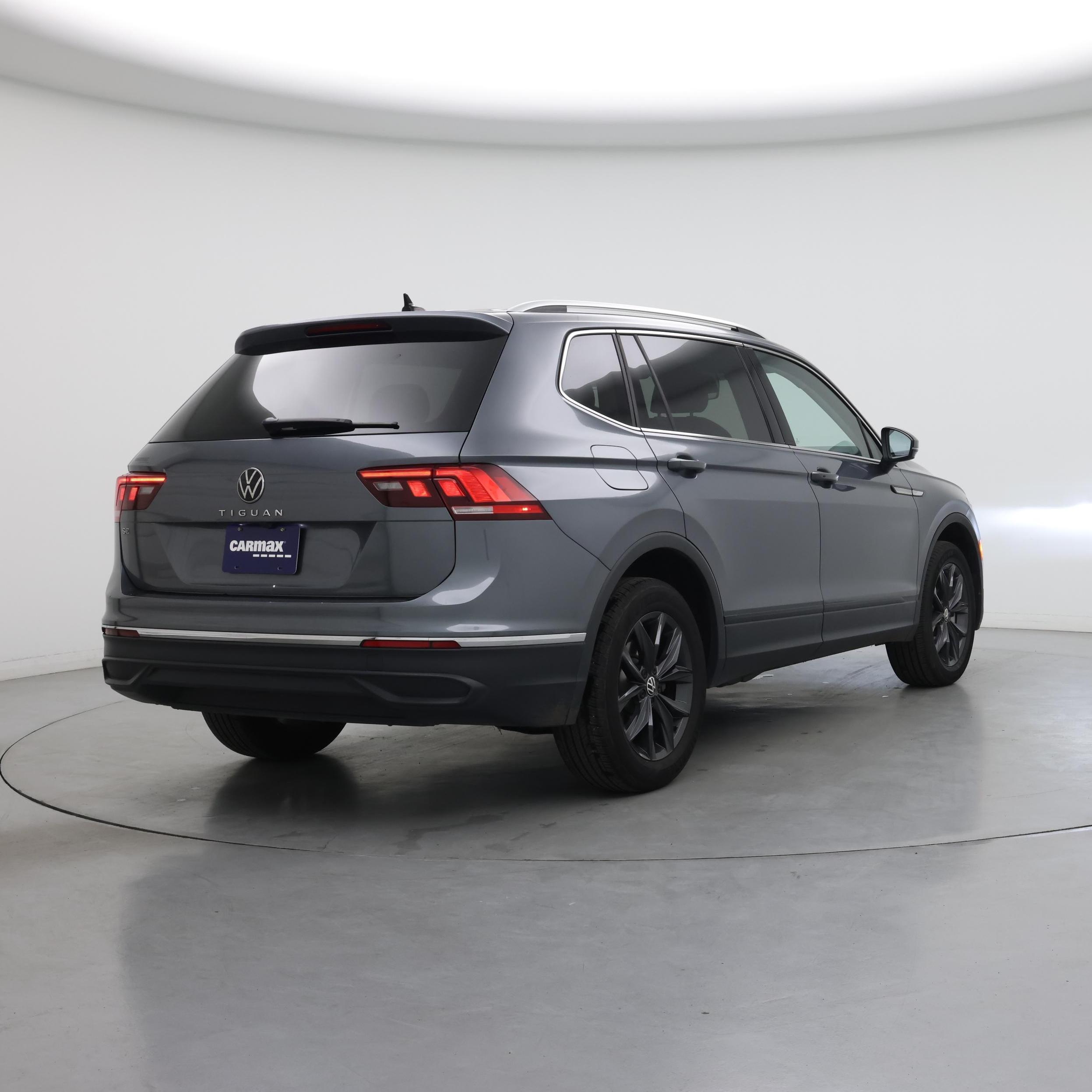 Thumbnail: 2024 Volkswagen Tiguan - 8