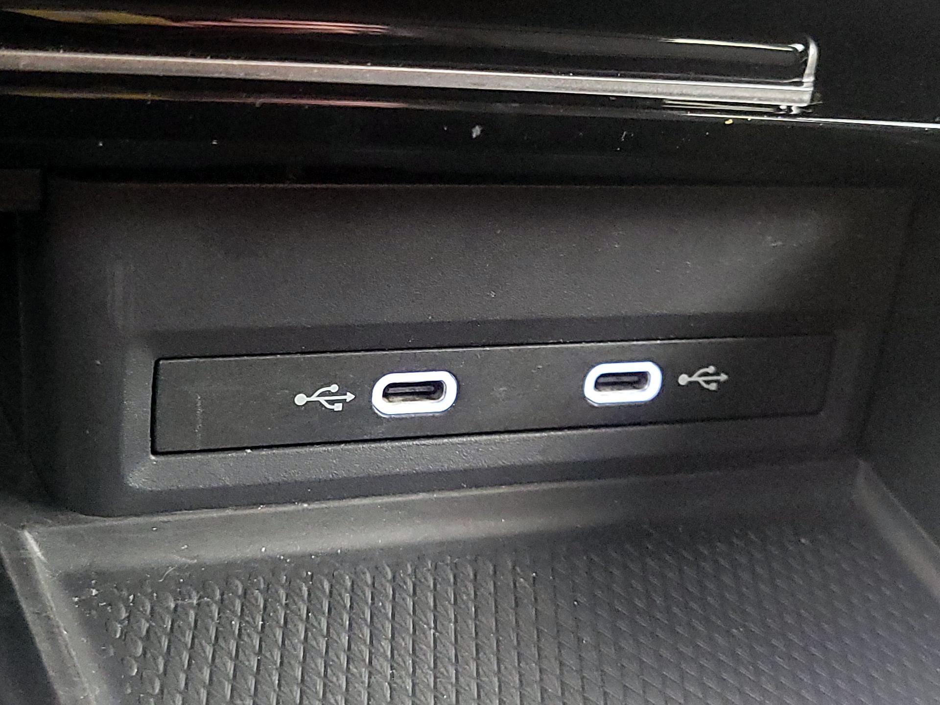 Thumbnail: 2024 Volkswagen Atlas - 19