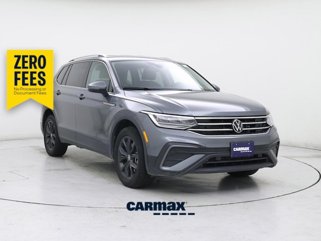Gray 2024 Volkswagen Tiguan SE FWD SUV / Crossover Front-Wheel Drive Automatic