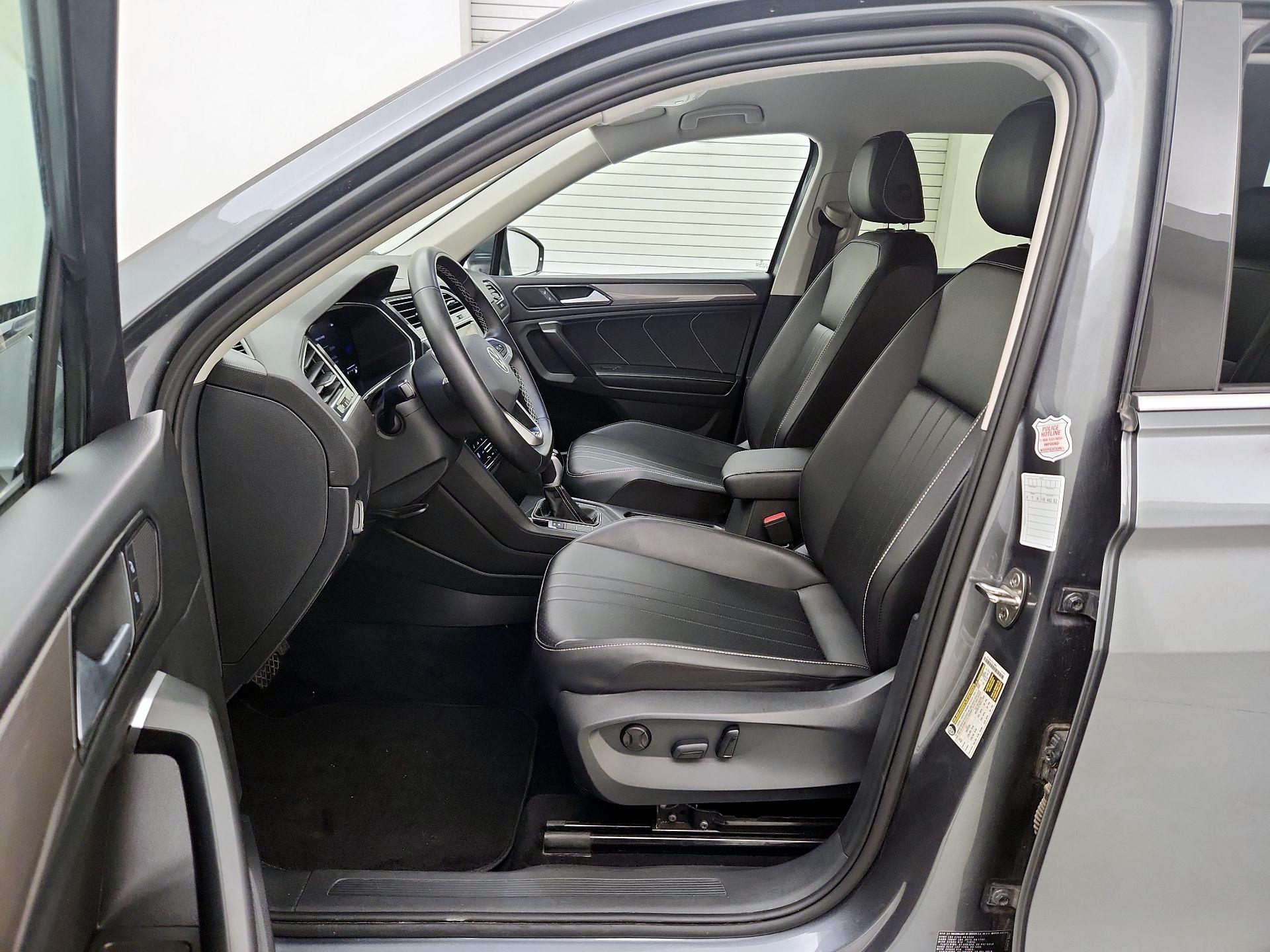 Thumbnail: 2024 Volkswagen Tiguan - 11