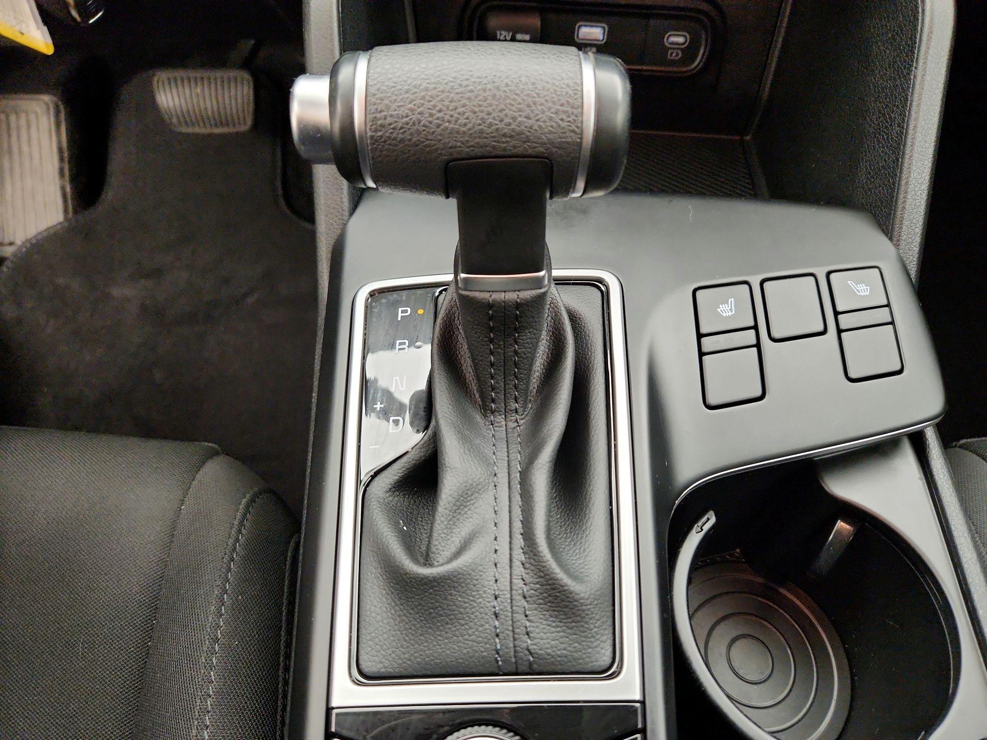 Thumbnail: 2024 Kia Sportage - 17