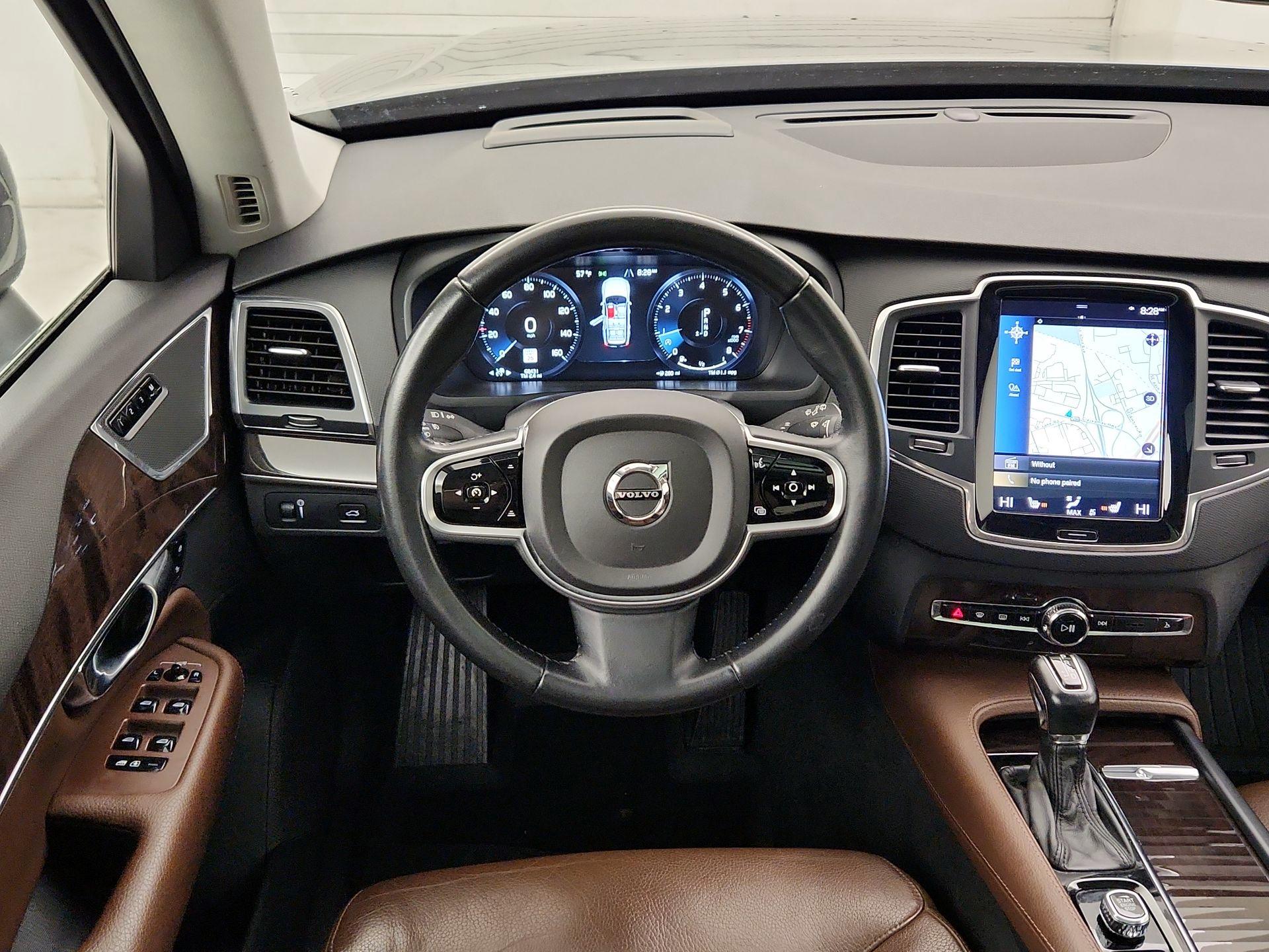 Thumbnail: 2019 Volvo XC90 - 10