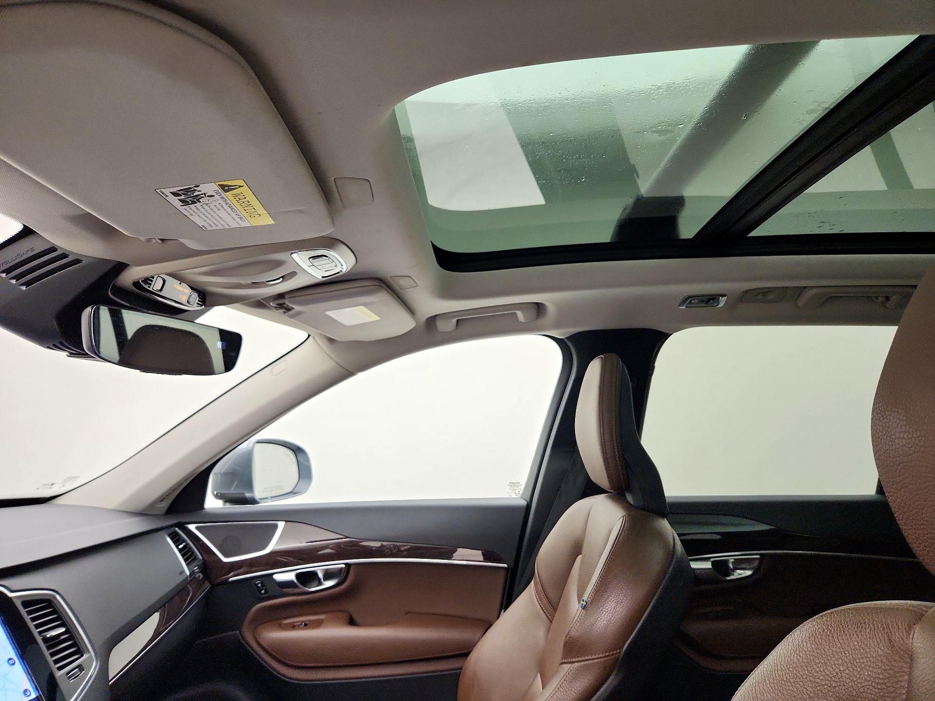 Thumbnail: 2019 Volvo XC90 - 20