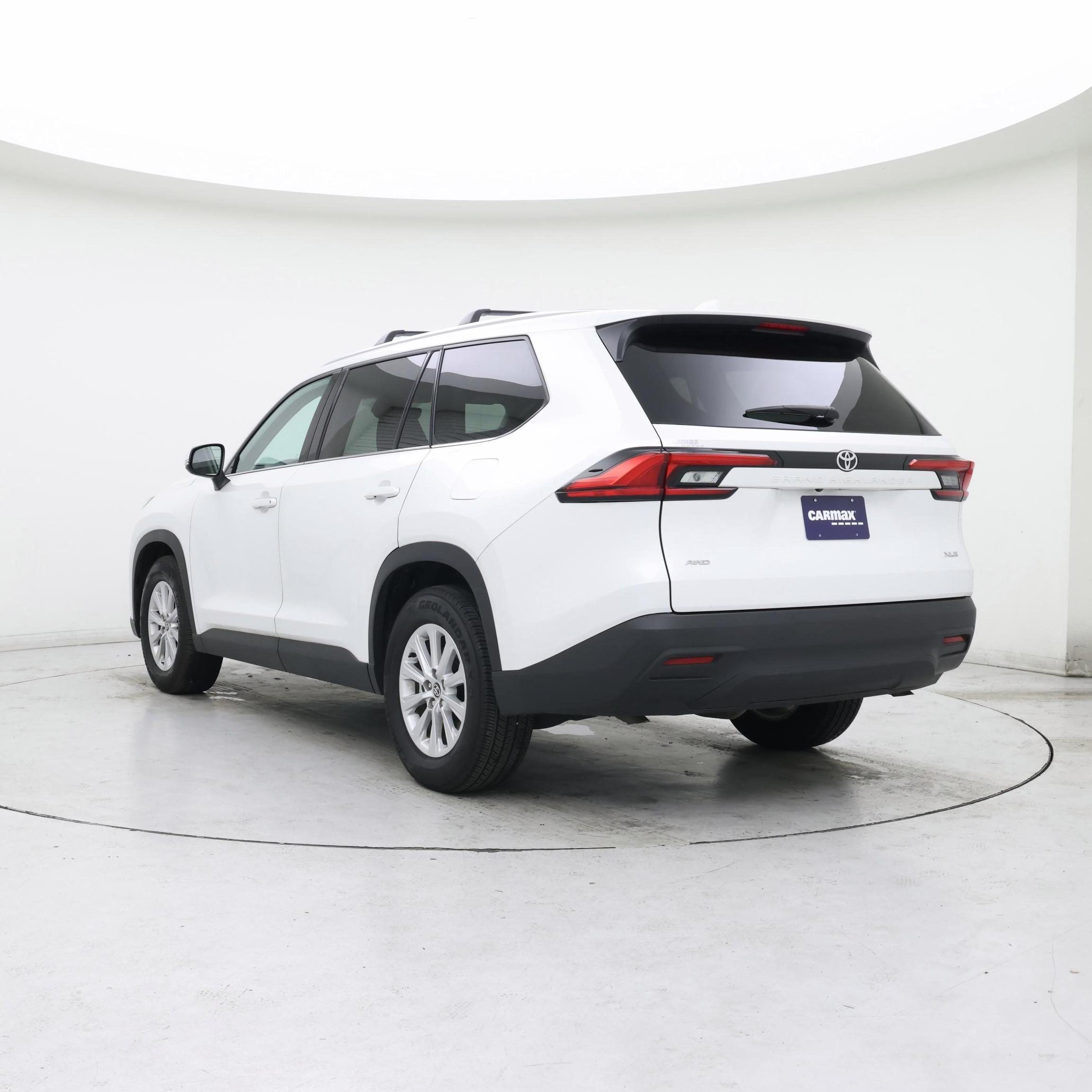 Thumbnail: 2024 Toyota Grand Highlander - 2