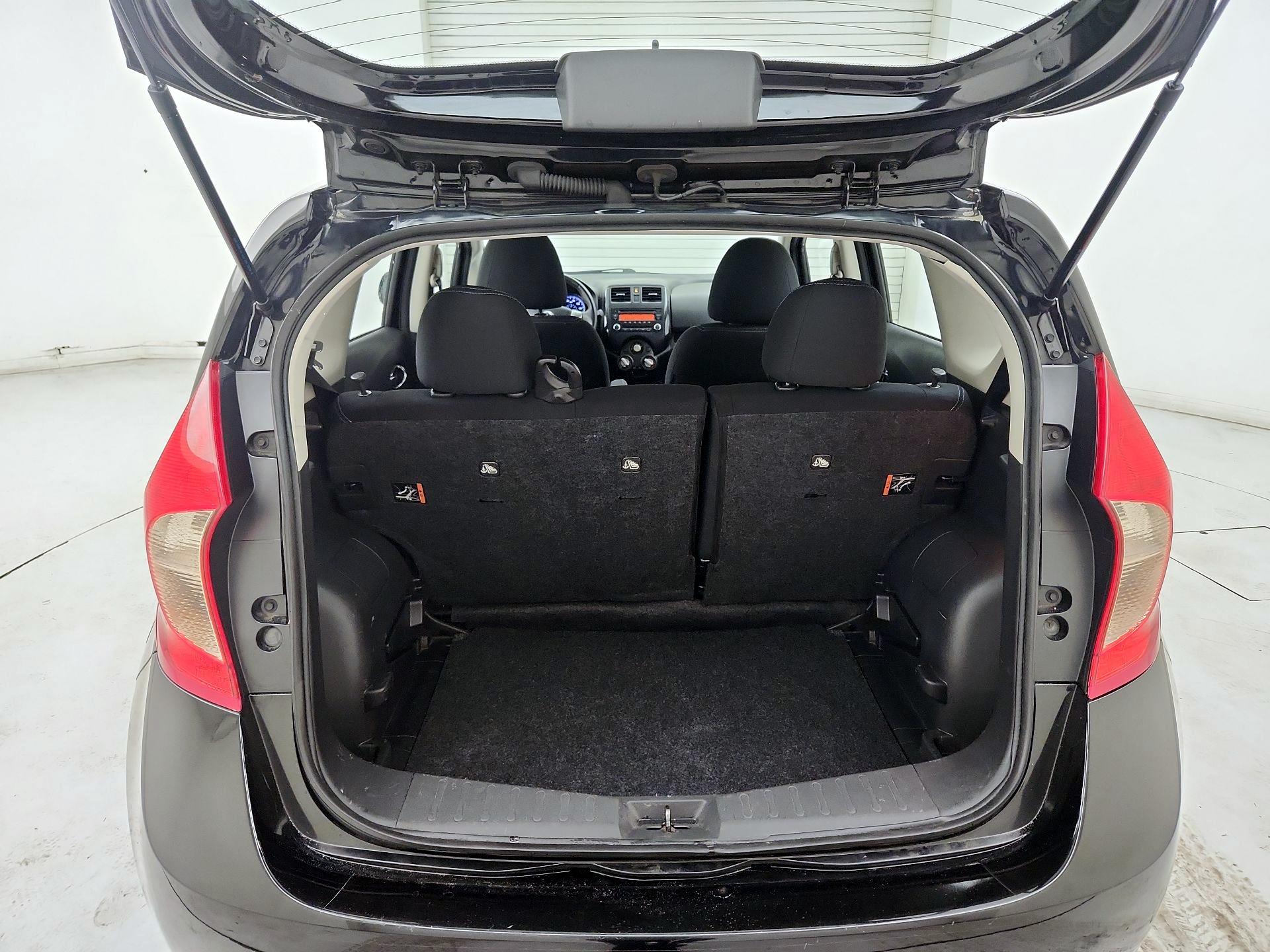 Thumbnail: 2014 Nissan Versa Note - 19