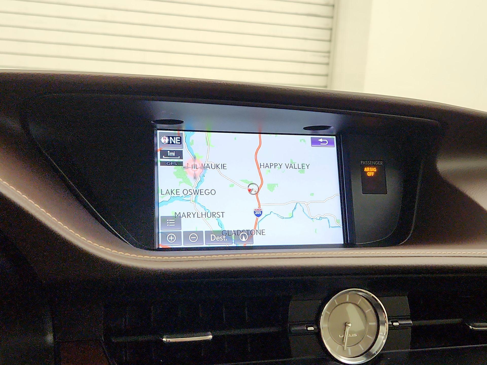 Thumbnail: 2017 Lexus ES - 14