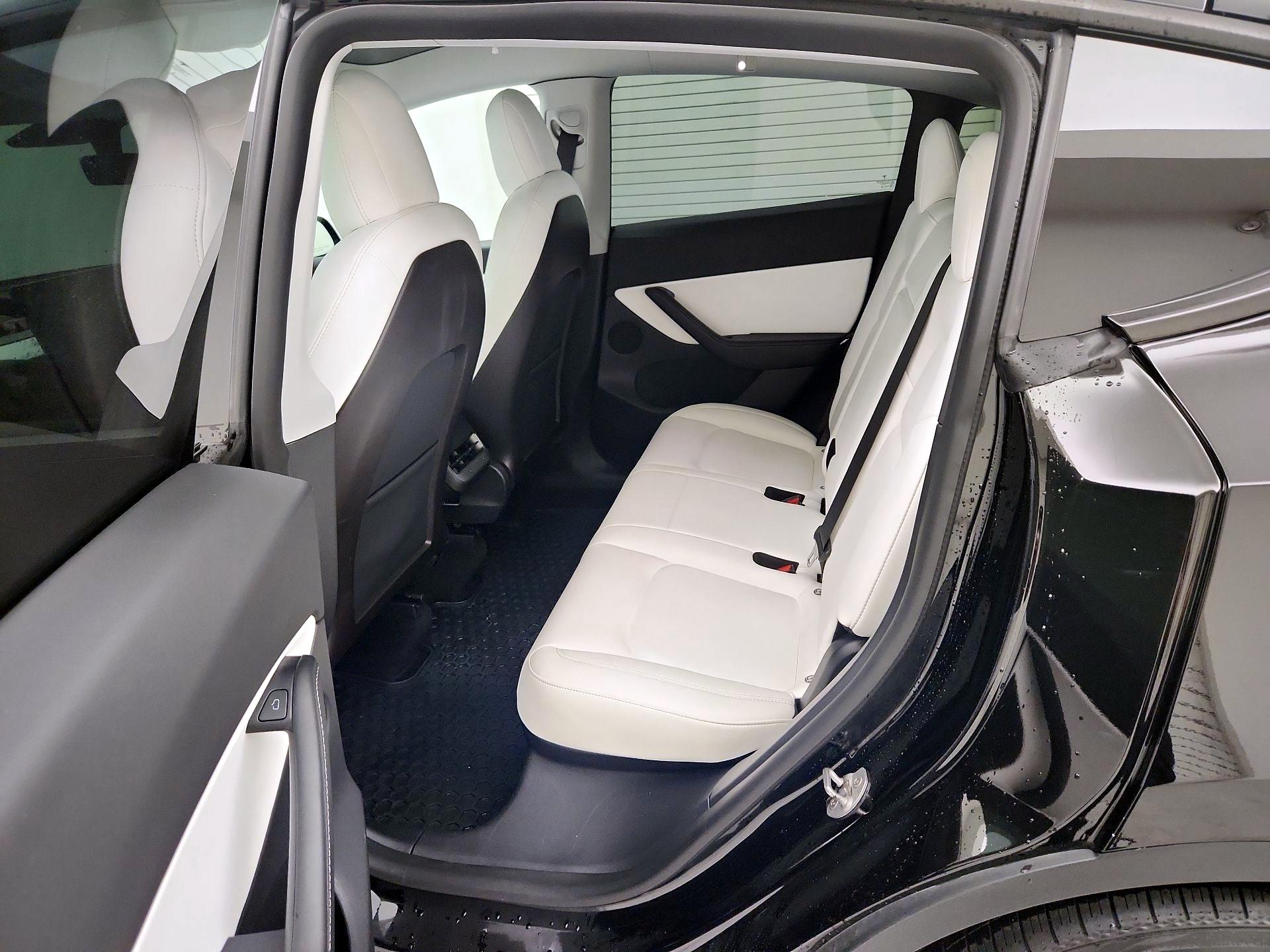 Thumbnail: 2021 Tesla Model Y - 19