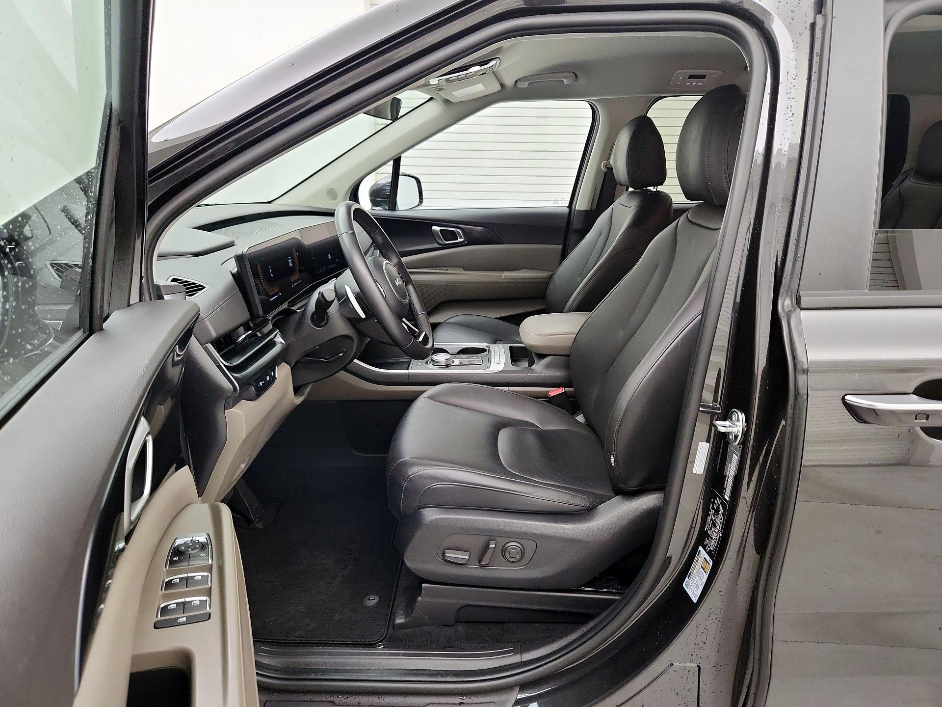 Thumbnail: 2025 Kia Carnival - 11