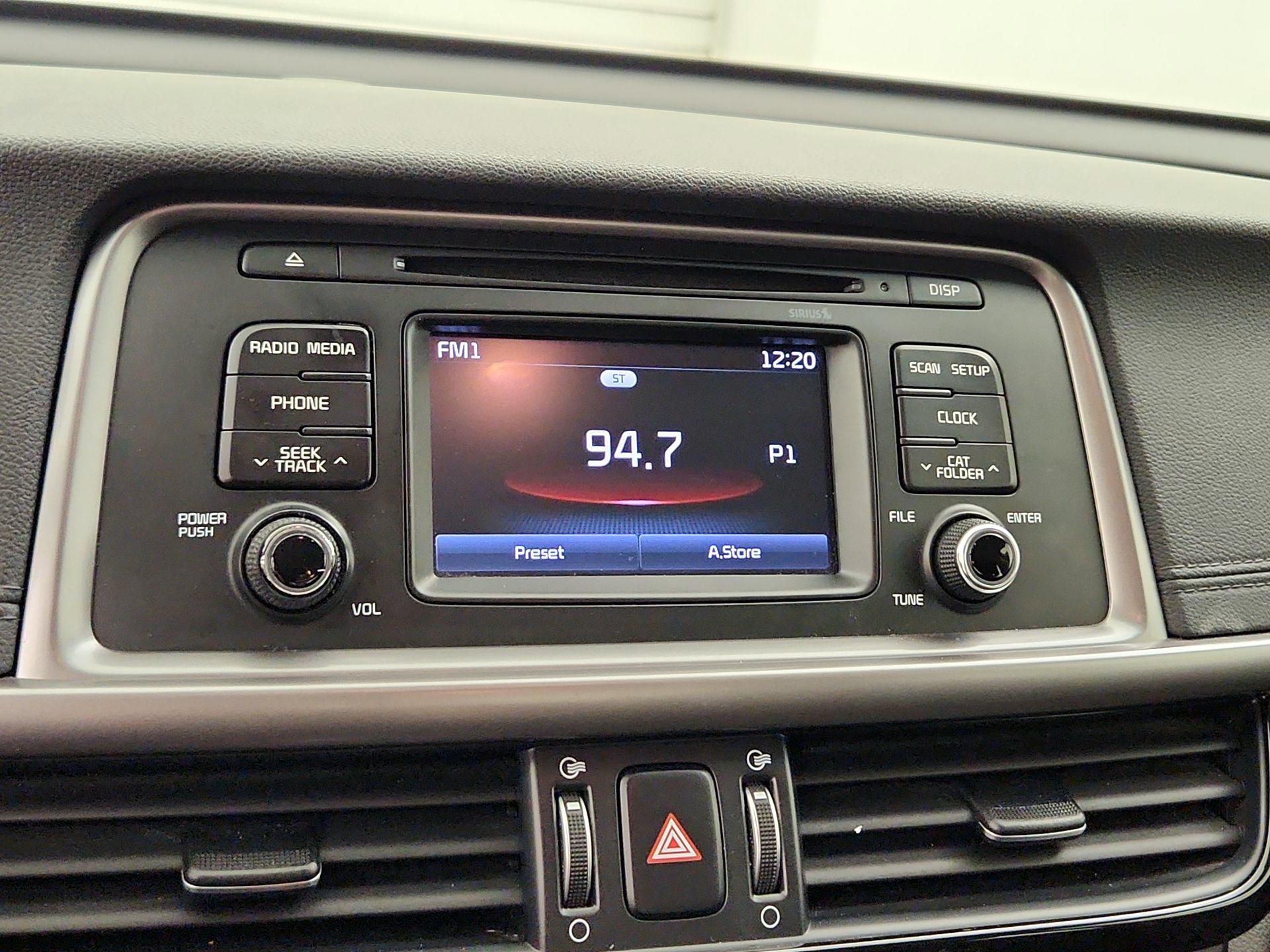 Thumbnail: 2016 Kia Optima - 15