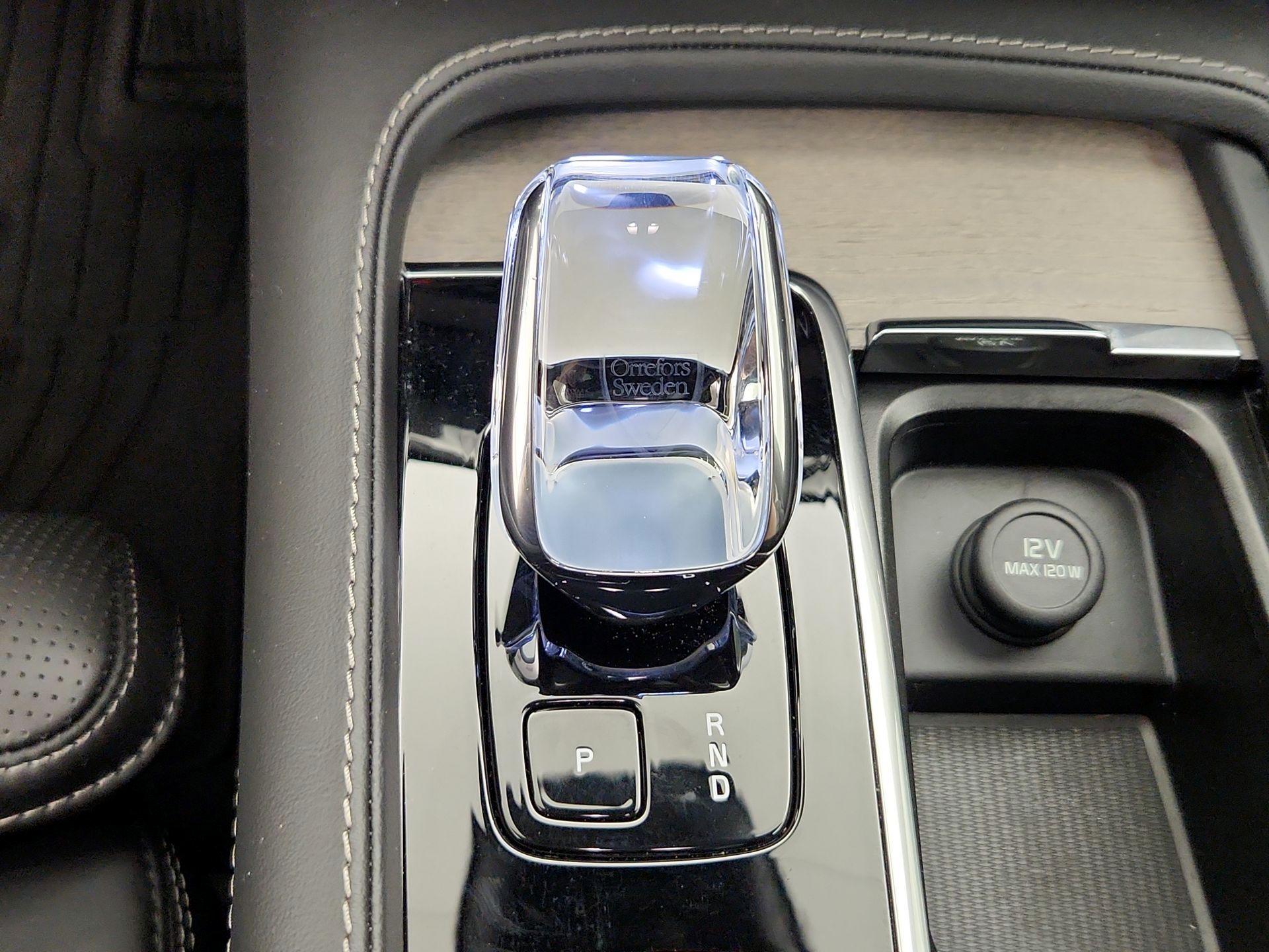 Thumbnail: 2024 Volvo XC90 - 18