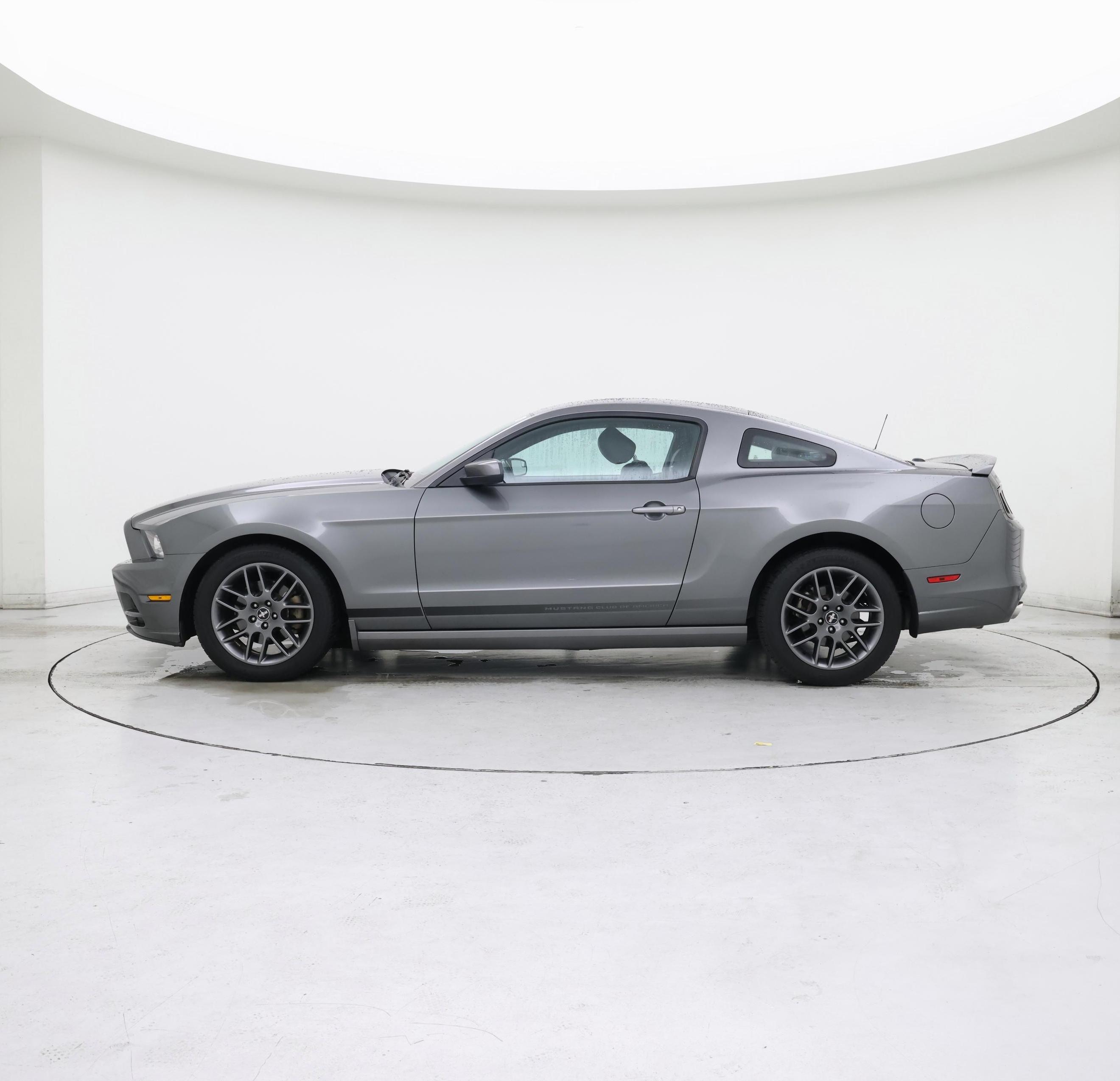 Thumbnail: 2014 Ford Mustang - 3