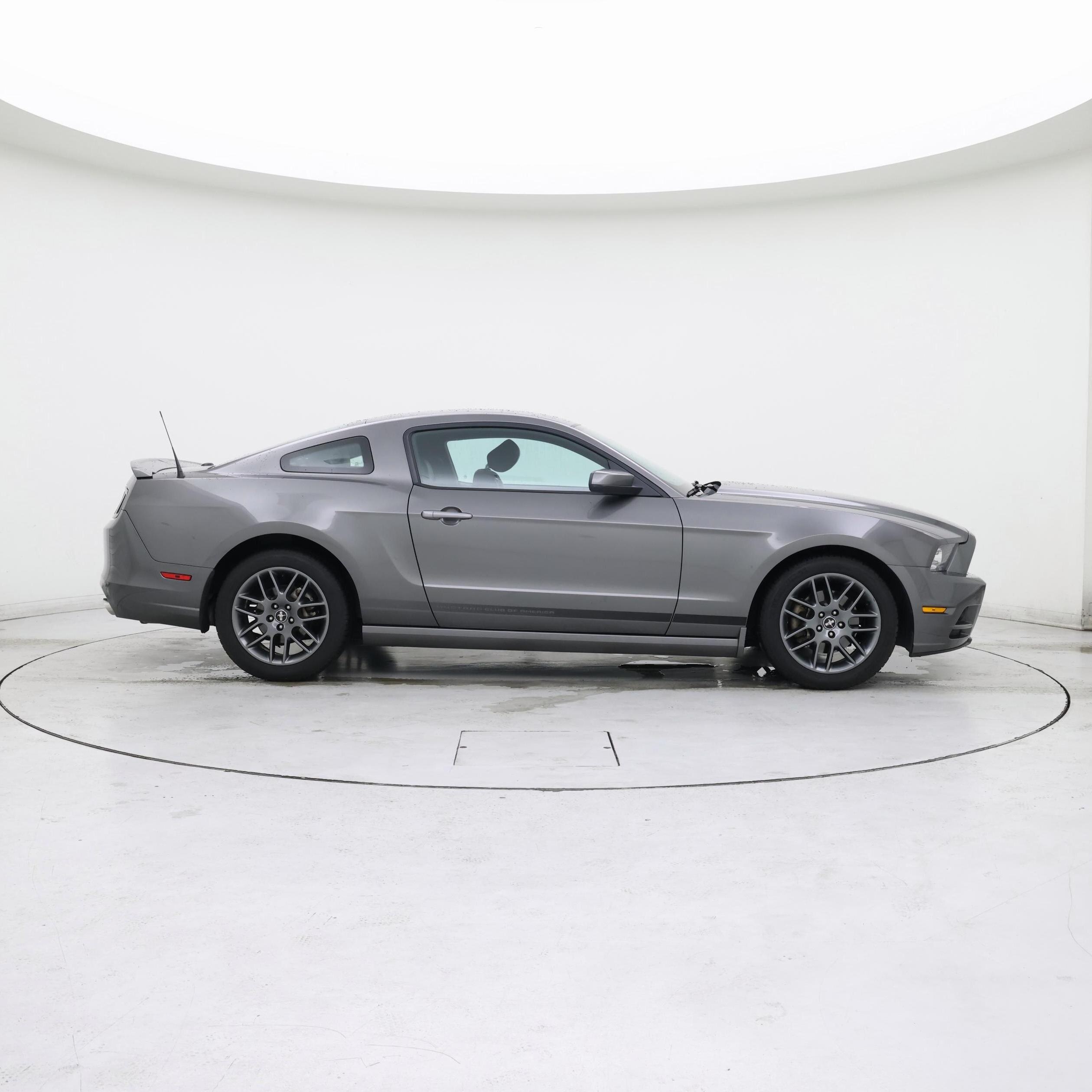 Thumbnail: 2014 Ford Mustang - 7